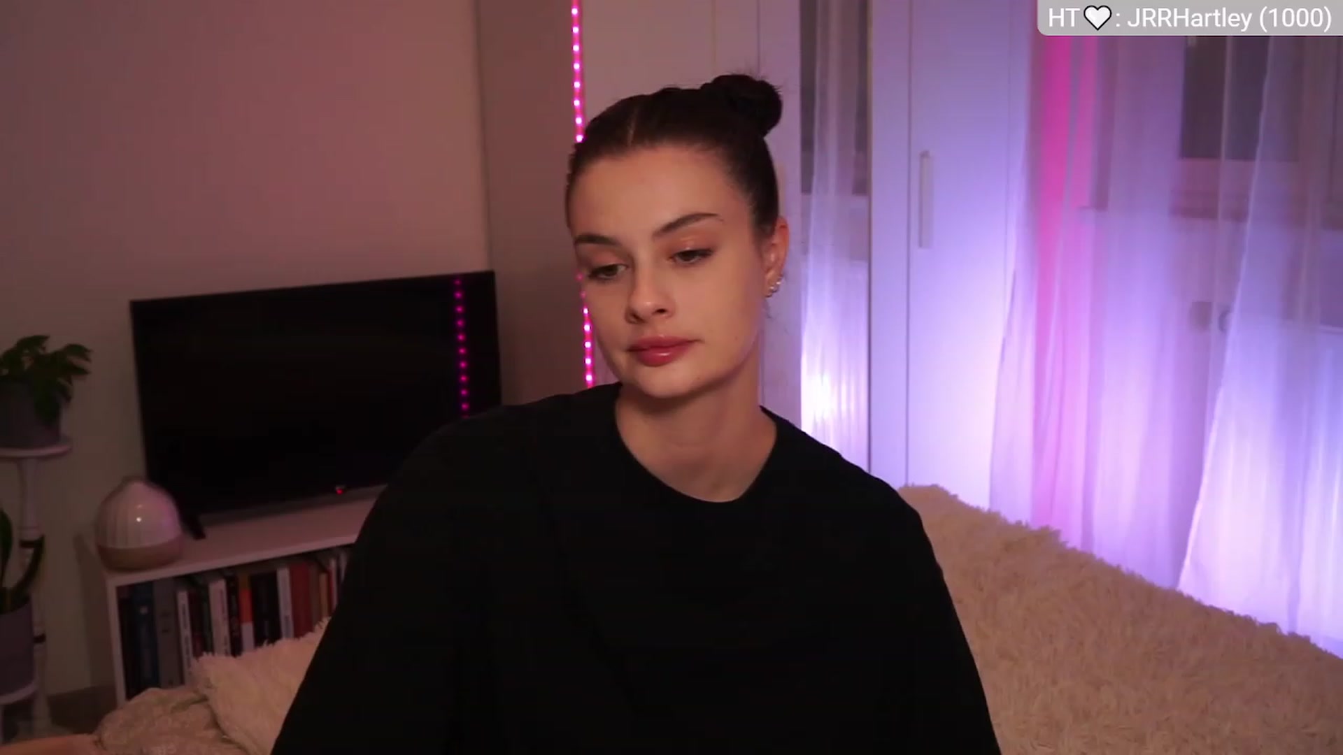 Gallery image thumbnail from lucynutty's myfreecams stream on, 12/11/2023, 15:34 image 17 of 20