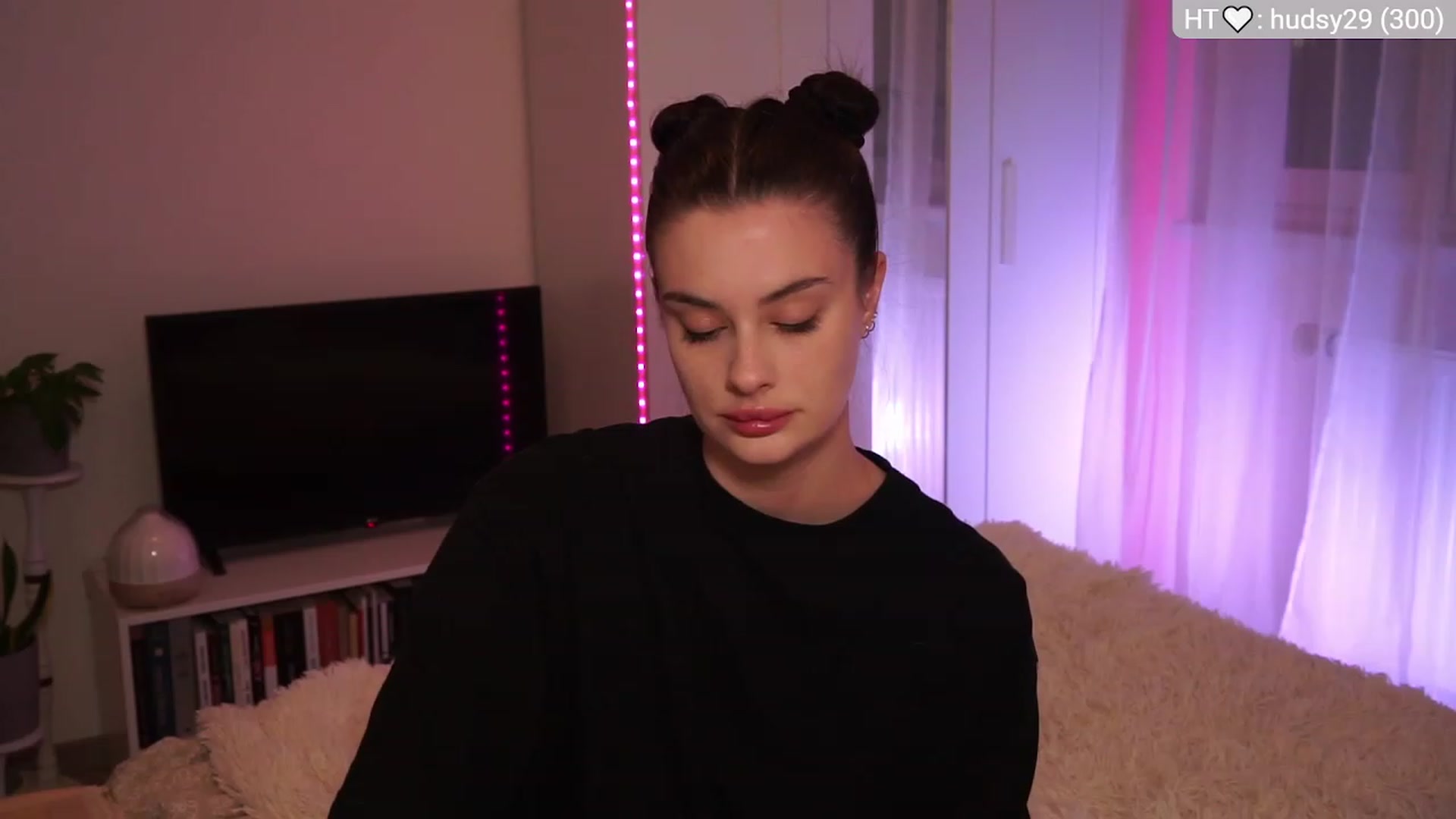 Gallery image thumbnail from lucynutty's myfreecams stream on, 12/11/2023, 15:34 image 1 of 20