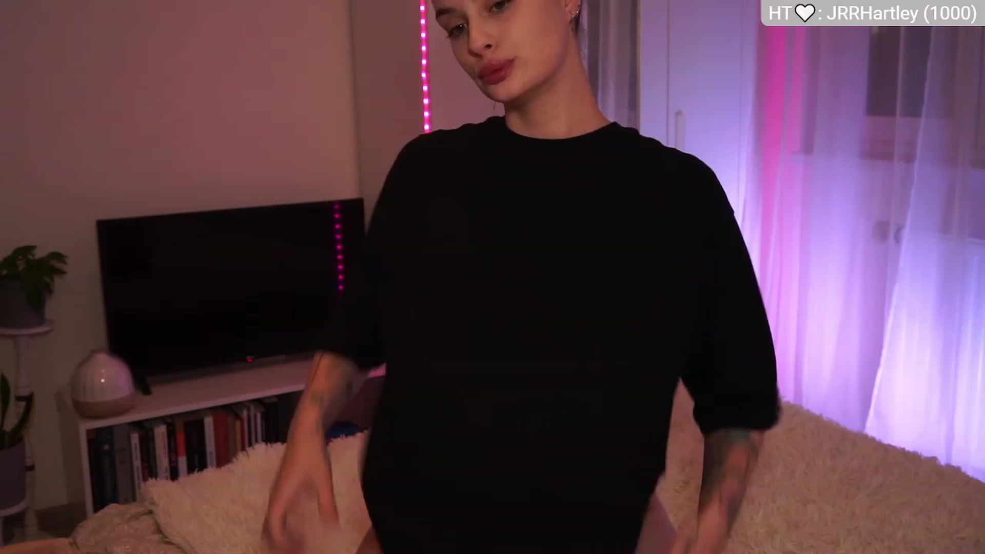 Gallery image thumbnail from lucynutty's myfreecams stream on, 12/11/2023, 15:34 image 16 of 20