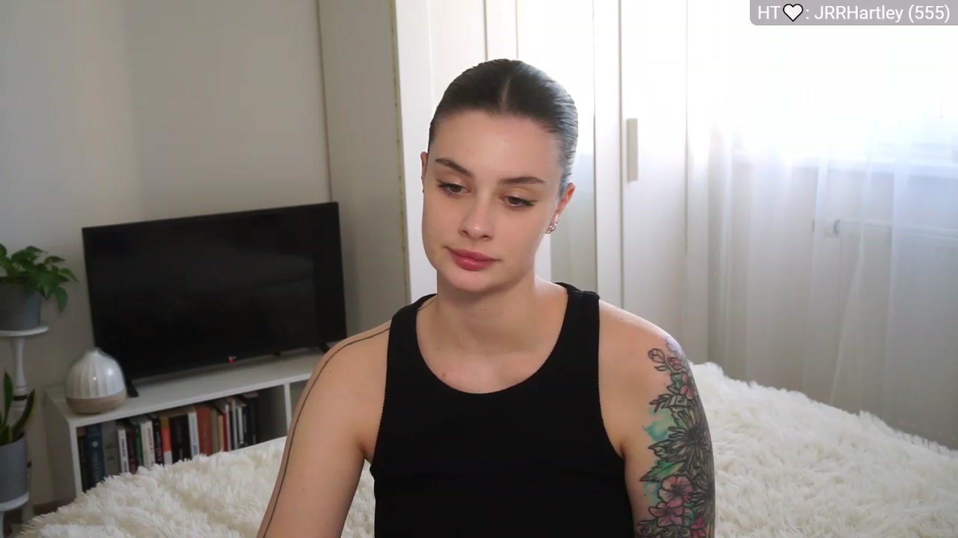 Gallery image thumbnail from lucynutty's myfreecams stream on, 12/16/2023, 11:43 image 15 of 20