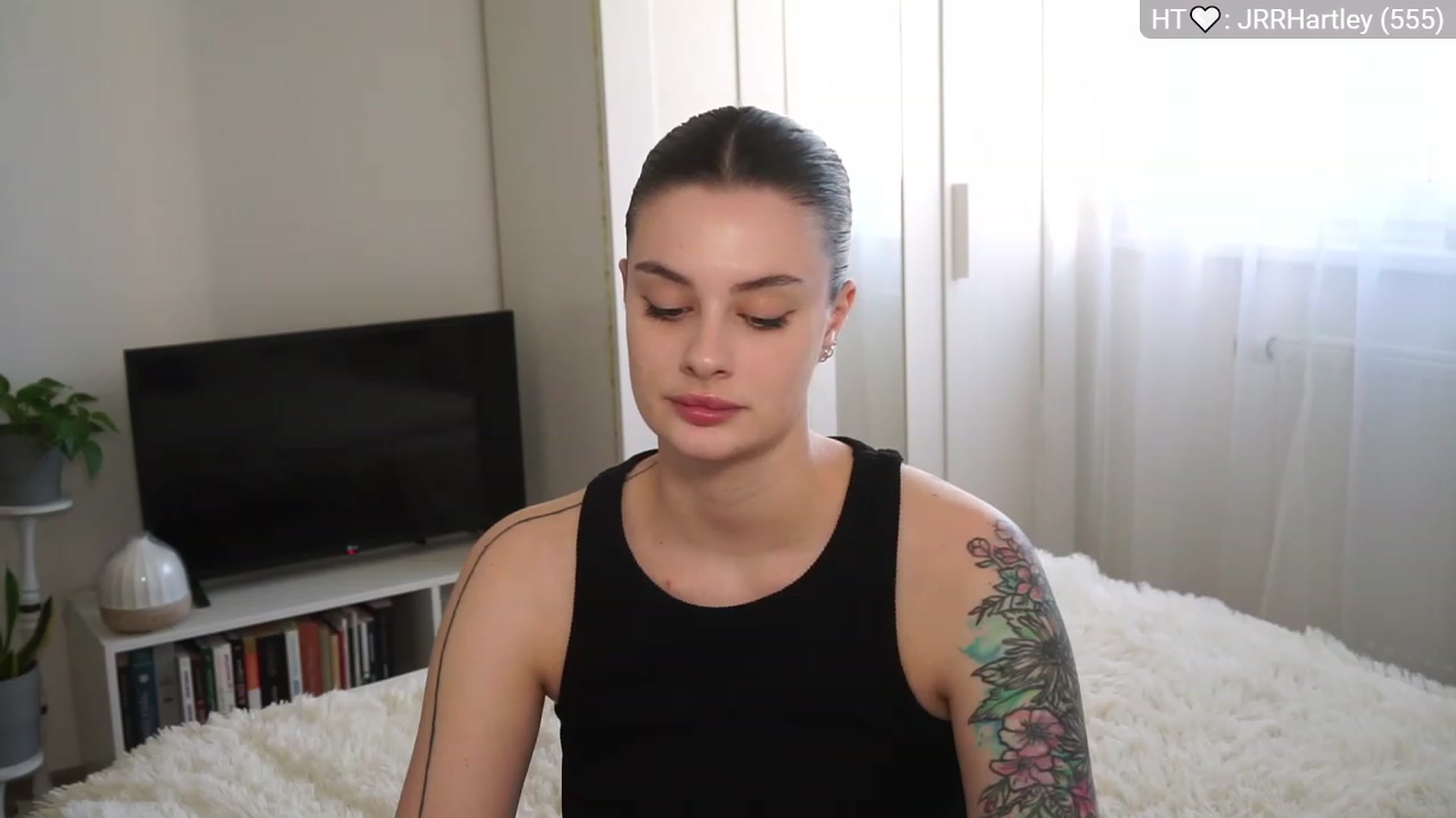 Gallery image thumbnail from lucynutty's myfreecams stream on, 12/16/2023, 11:43 image 14 of 20
