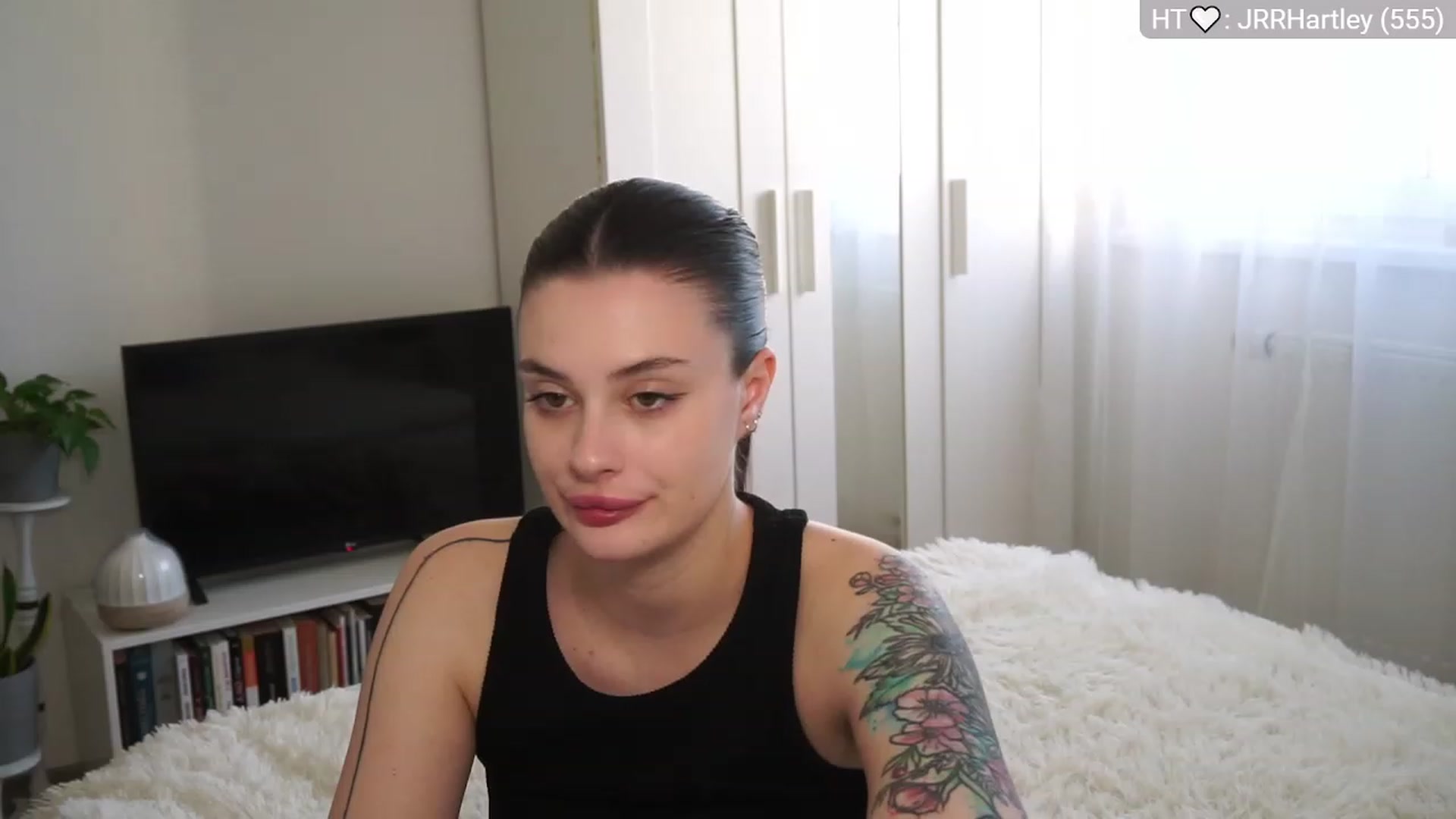 Gallery image thumbnail from lucynutty's myfreecams stream on, 12/16/2023, 11:43 image 12 of 20
