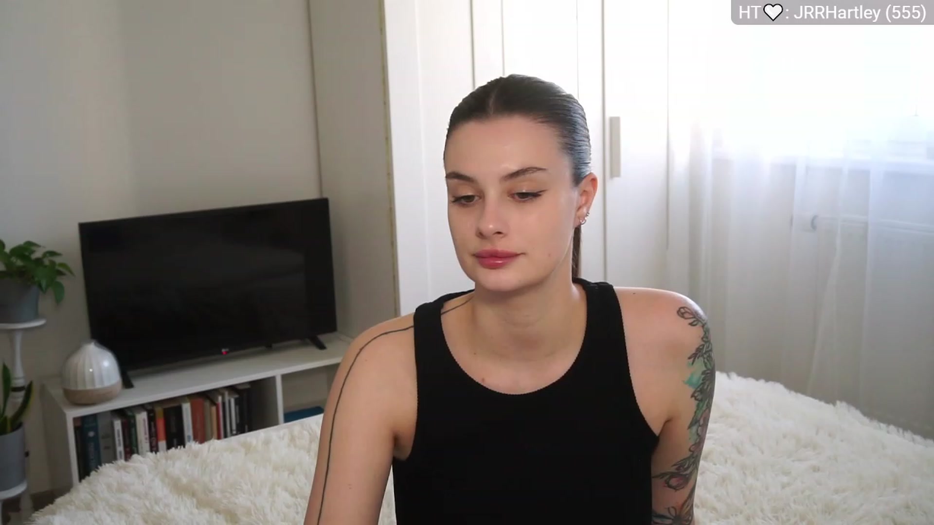 Gallery image thumbnail from lucynutty's myfreecams stream on, 12/16/2023, 11:43 image 4 of 20