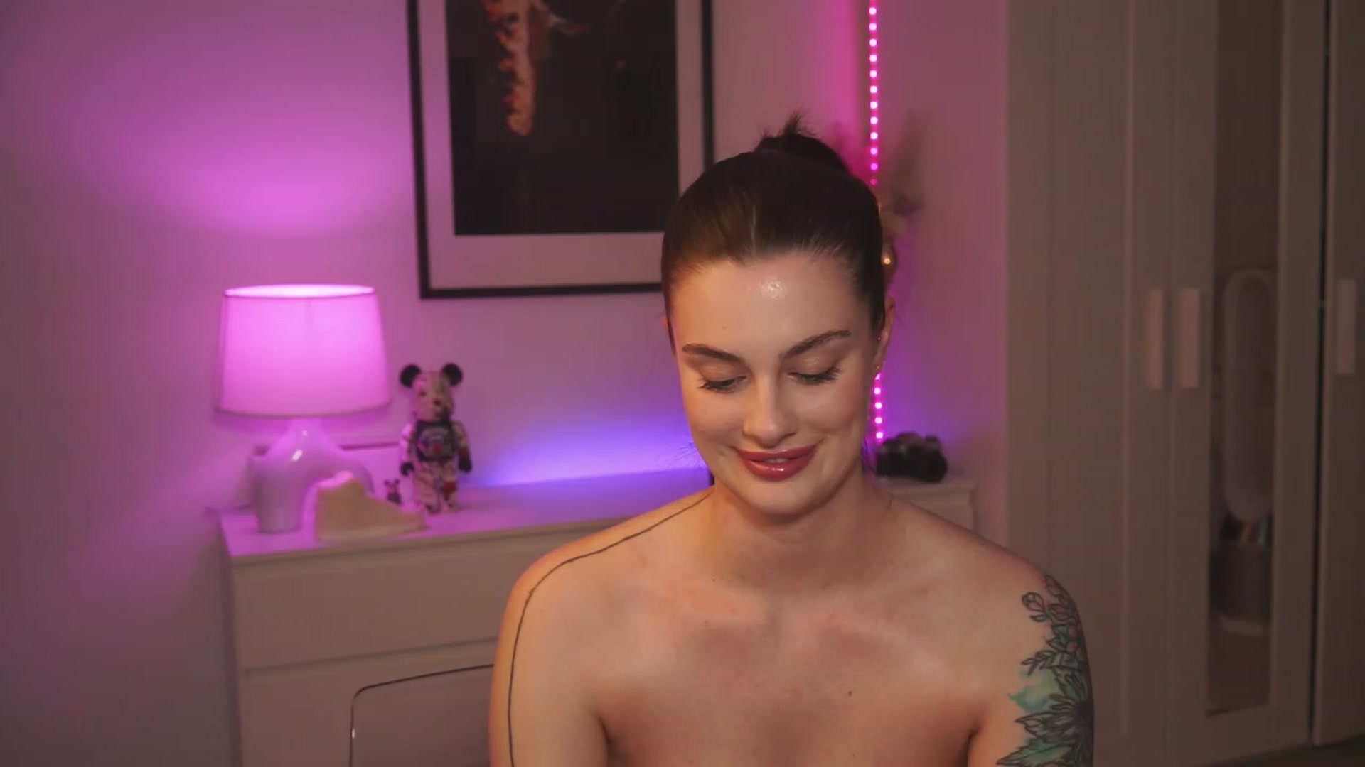 Gallery image thumbnail from lucynutty's myfreecams stream on, 03/04/2024, 18:24 image 2 of 20