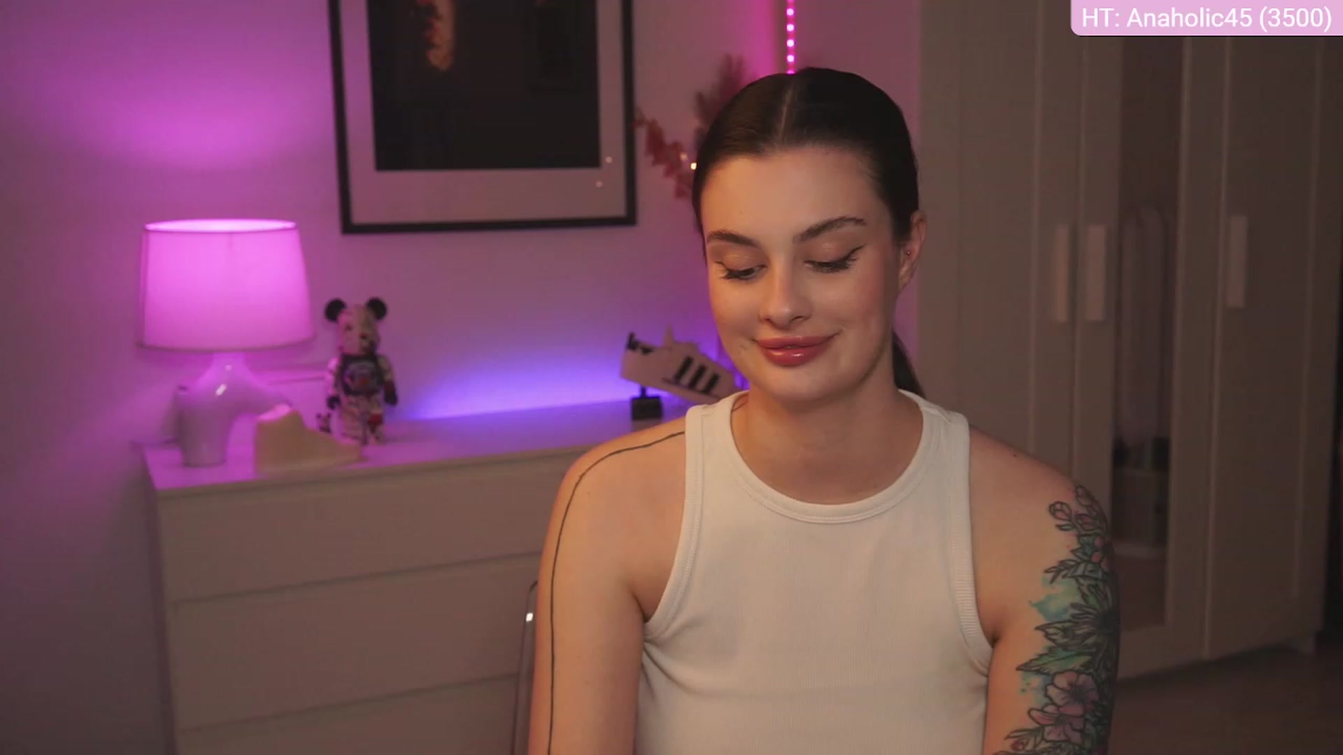 Gallery image thumbnail from lucynutty's myfreecams stream on, 03/07/2024, 17:11 image 11 of 20