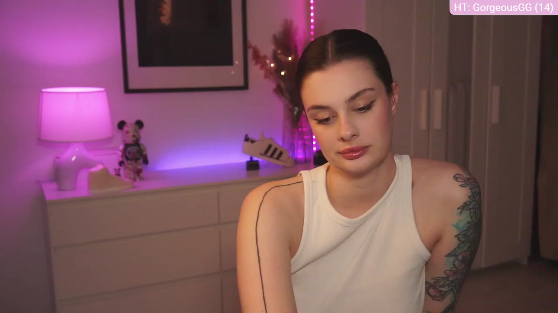 Gallery image thumbnail from lucynutty's myfreecams stream on, 03/07/2024, 17:11 image 2 of 20