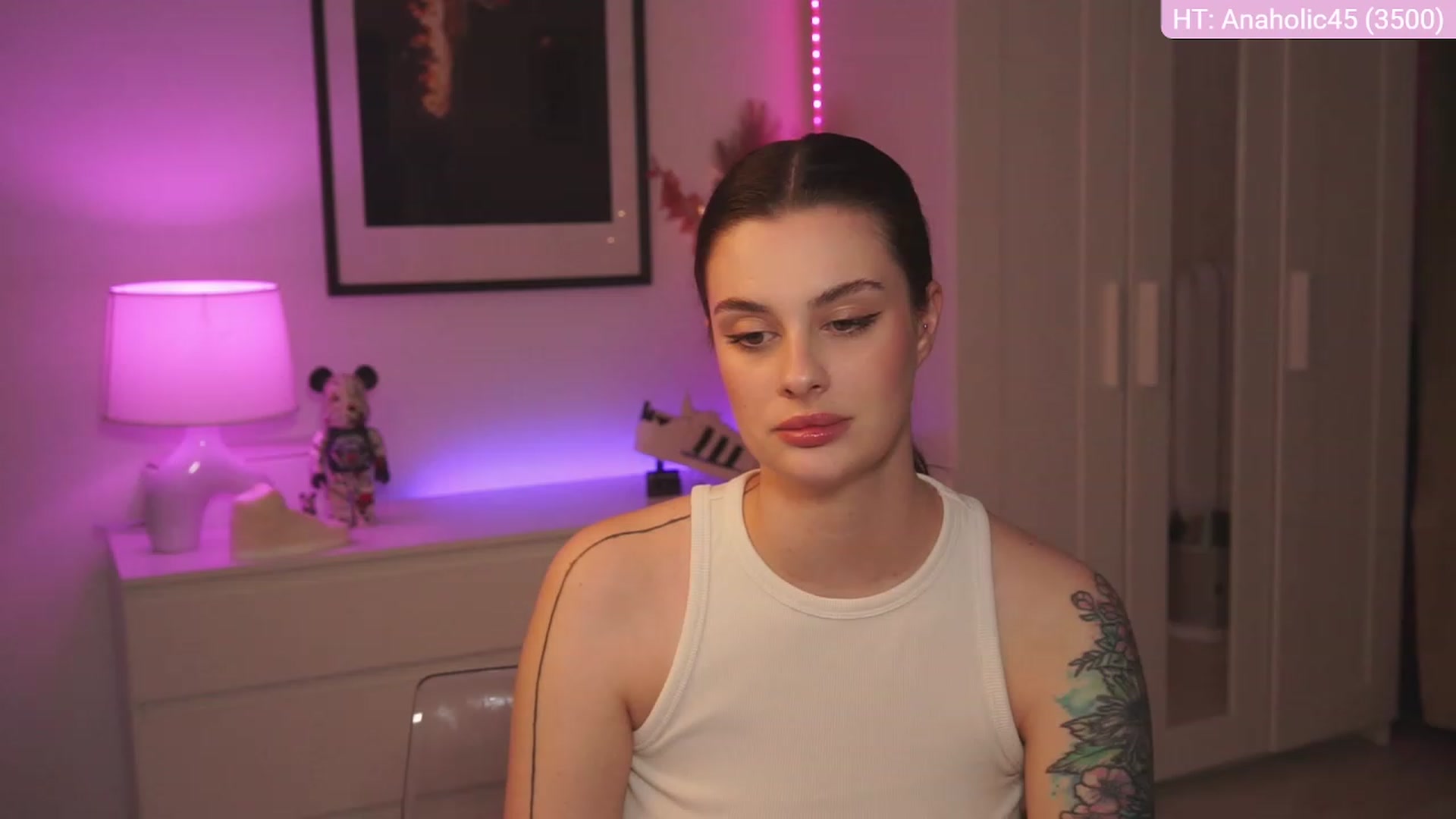 Gallery image thumbnail from lucynutty's myfreecams stream on, 03/07/2024, 17:11 image 16 of 20