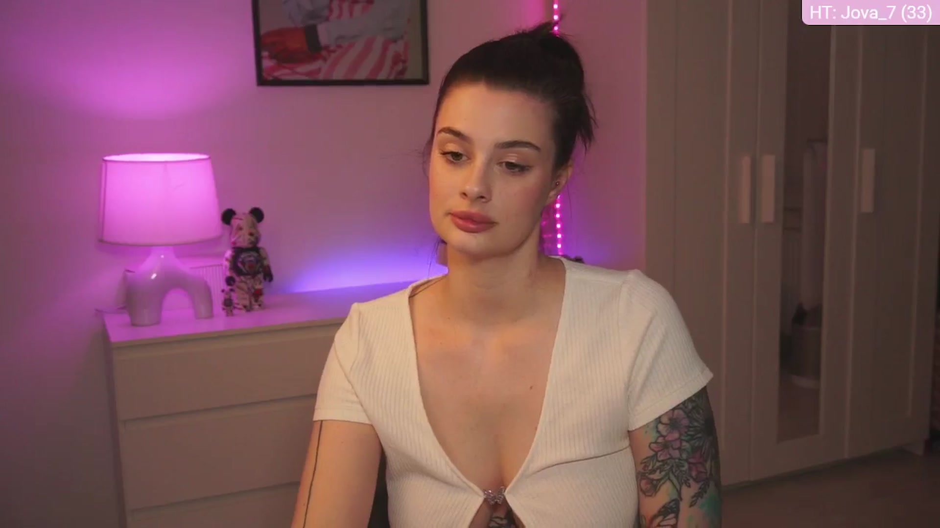 Gallery image thumbnail from lucynutty's myfreecams stream on, 03/16/2024, 18:26 image 18 of 20