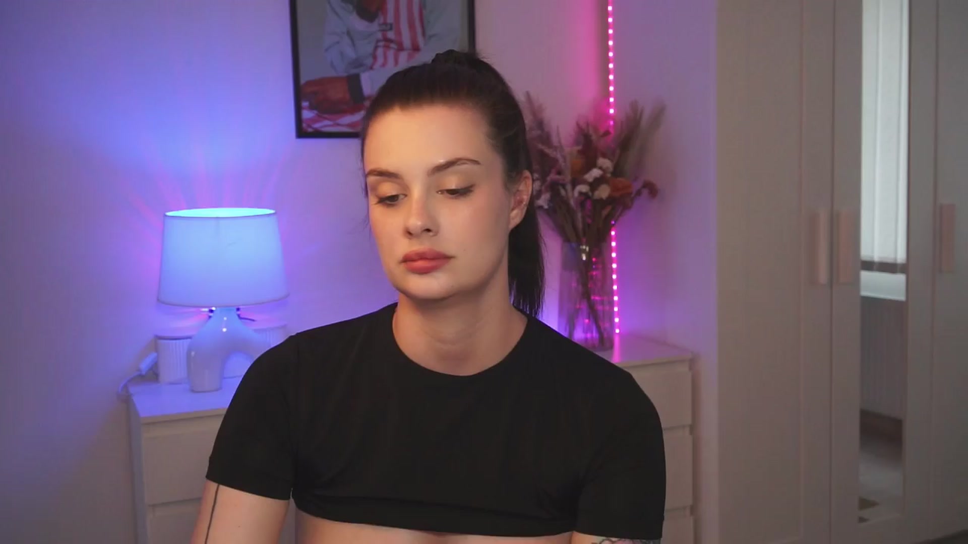 Gallery image thumbnail from lucynutty's myfreecams stream on, 04/14/2024, 16:14 image 18 of 20
