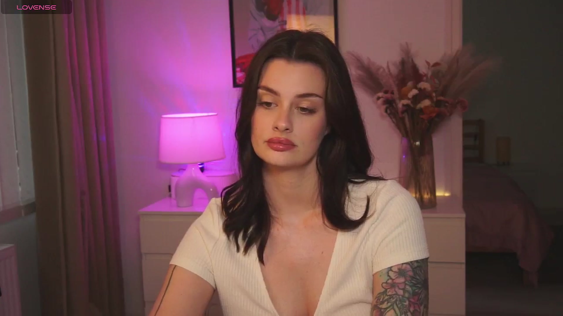 Gallery image thumbnail from lucynutty's myfreecams stream on, 05/03/2024, 18:04 image 7 of 20