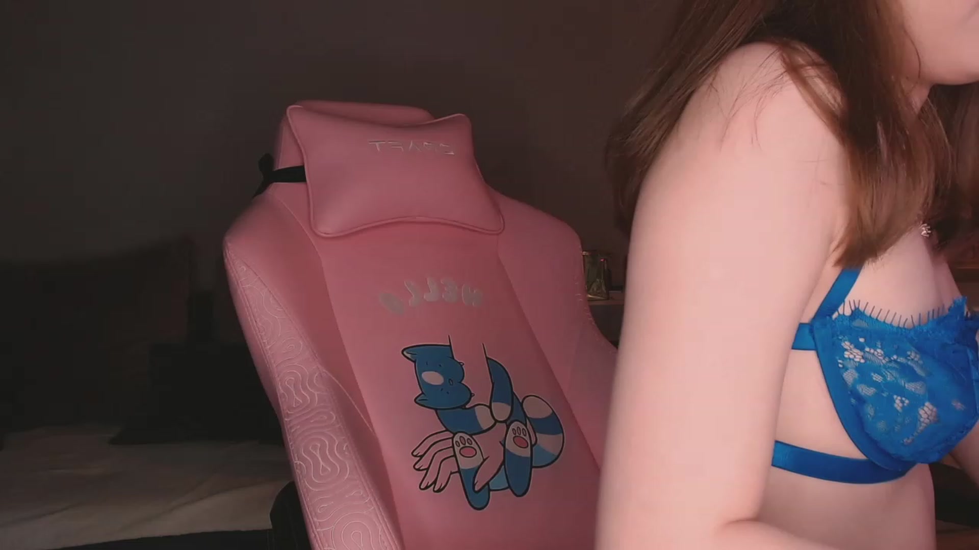 Gallery image thumbnail from luinaa's myfreecams stream on, 05/16/2023, 17:23 image 15 of 20
