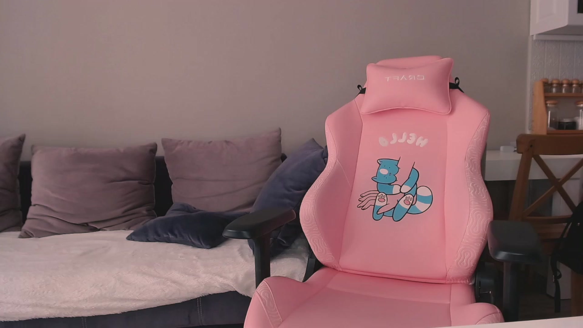 Gallery image thumbnail from luinaa's myfreecams stream on, 05/23/2023, 12:30 image 13 of 20