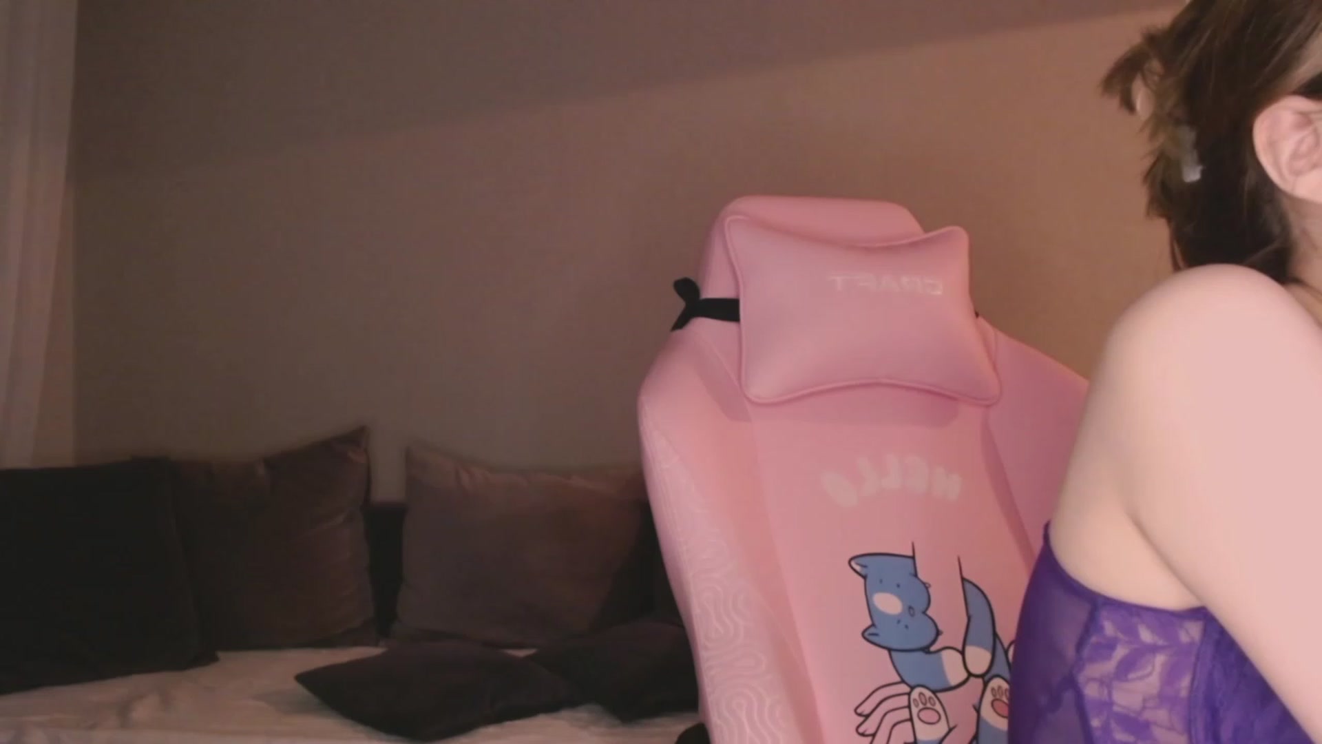 Gallery image thumbnail from luinaa's myfreecams stream on, 06/02/2023, 18:35 image 1 of 20
