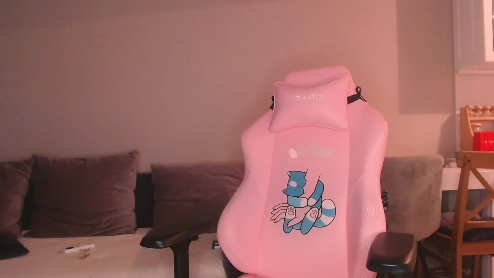 Gallery image thumbnail from luinaa's myfreecams stream on, 06/15/2023, 17:17 image 20 of 20