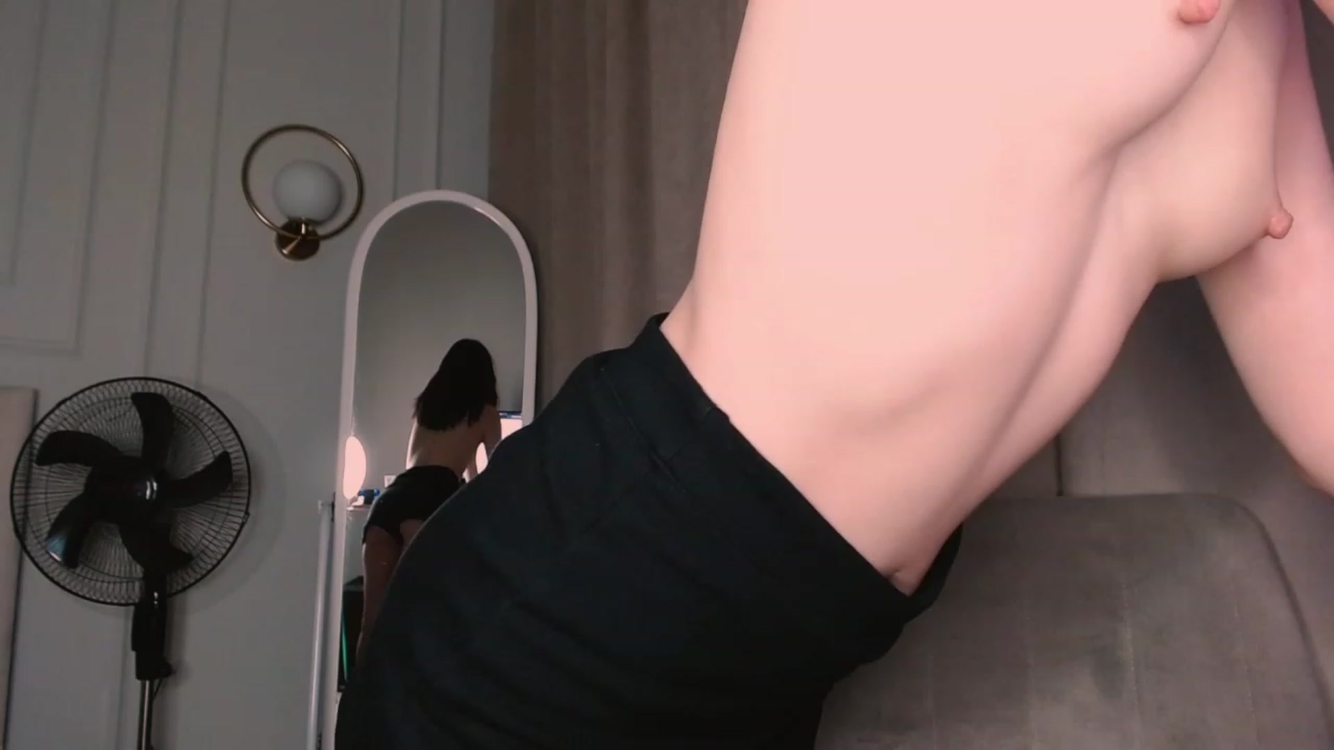 Gallery image thumbnail from luinaa's myfreecams stream on, 07/31/2023, 23:46 image 4 of 20