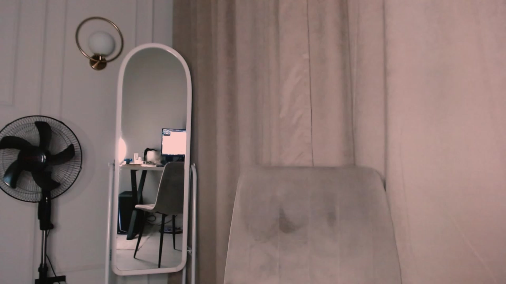 Gallery image thumbnail from luinaa's myfreecams stream on, 07/31/2023, 23:46 image 11 of 20