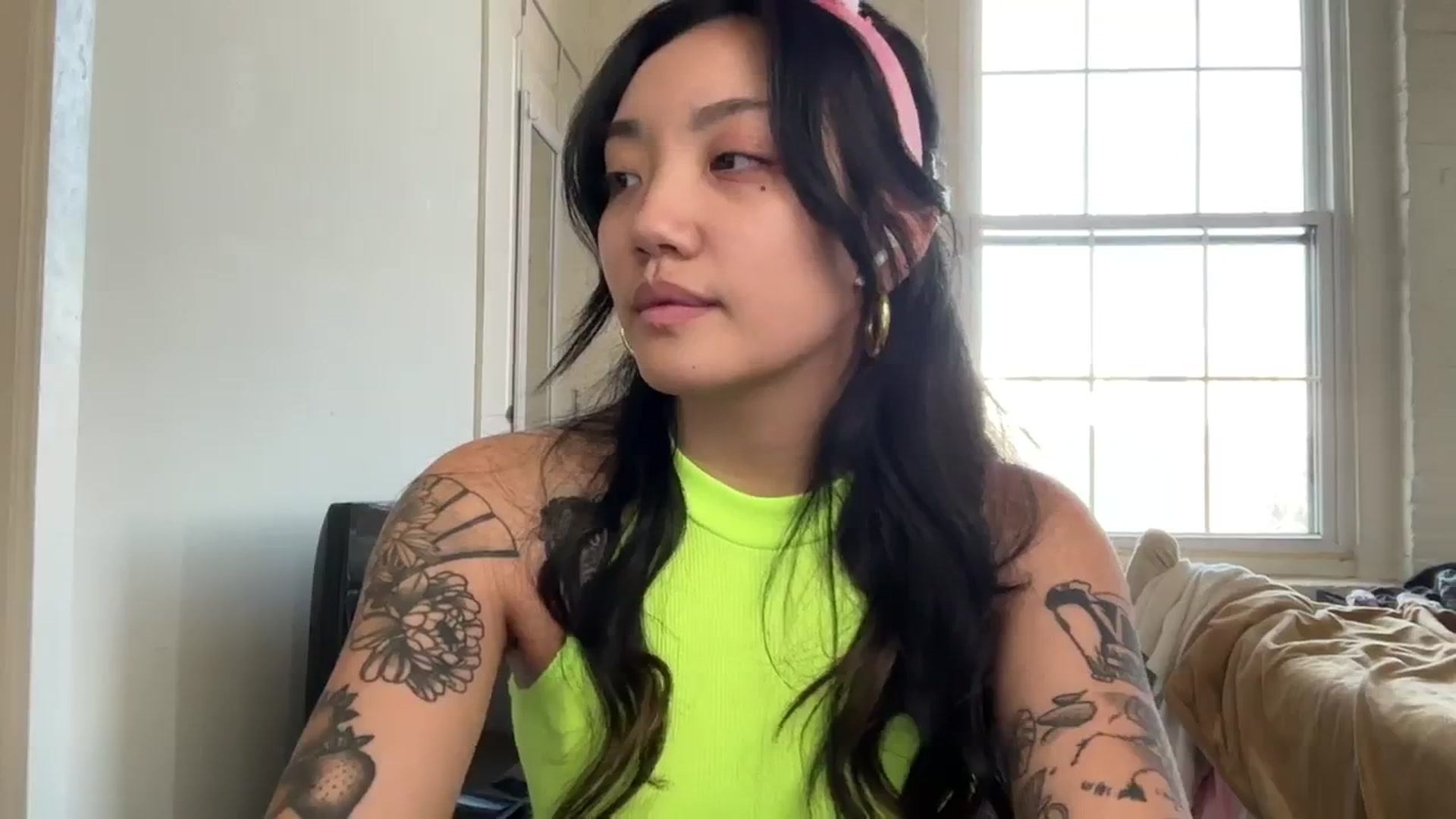 Gallery image thumbnail from luna_tsukiko's myfreecams stream on, 03/31/2024, 13:36 image 3 of 20