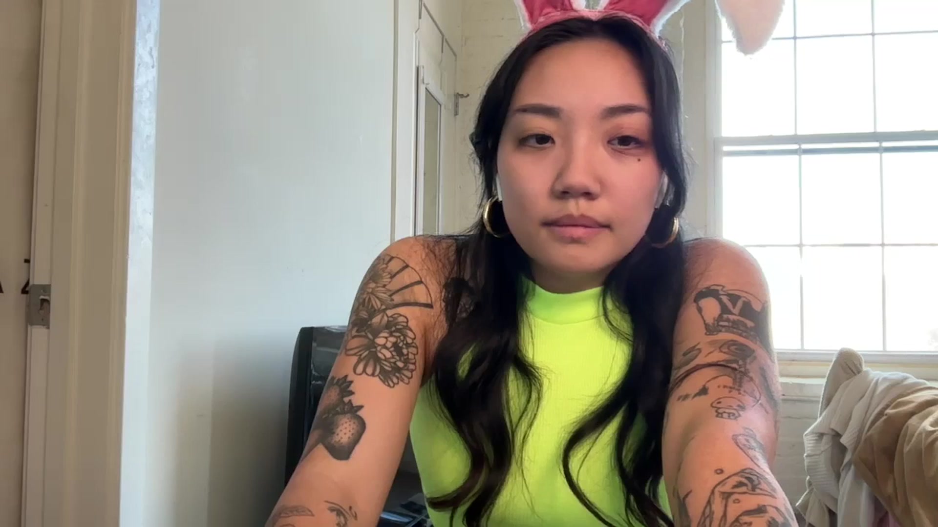 Gallery image thumbnail from luna_tsukiko's myfreecams stream on, 03/31/2024, 13:36 image 11 of 20
