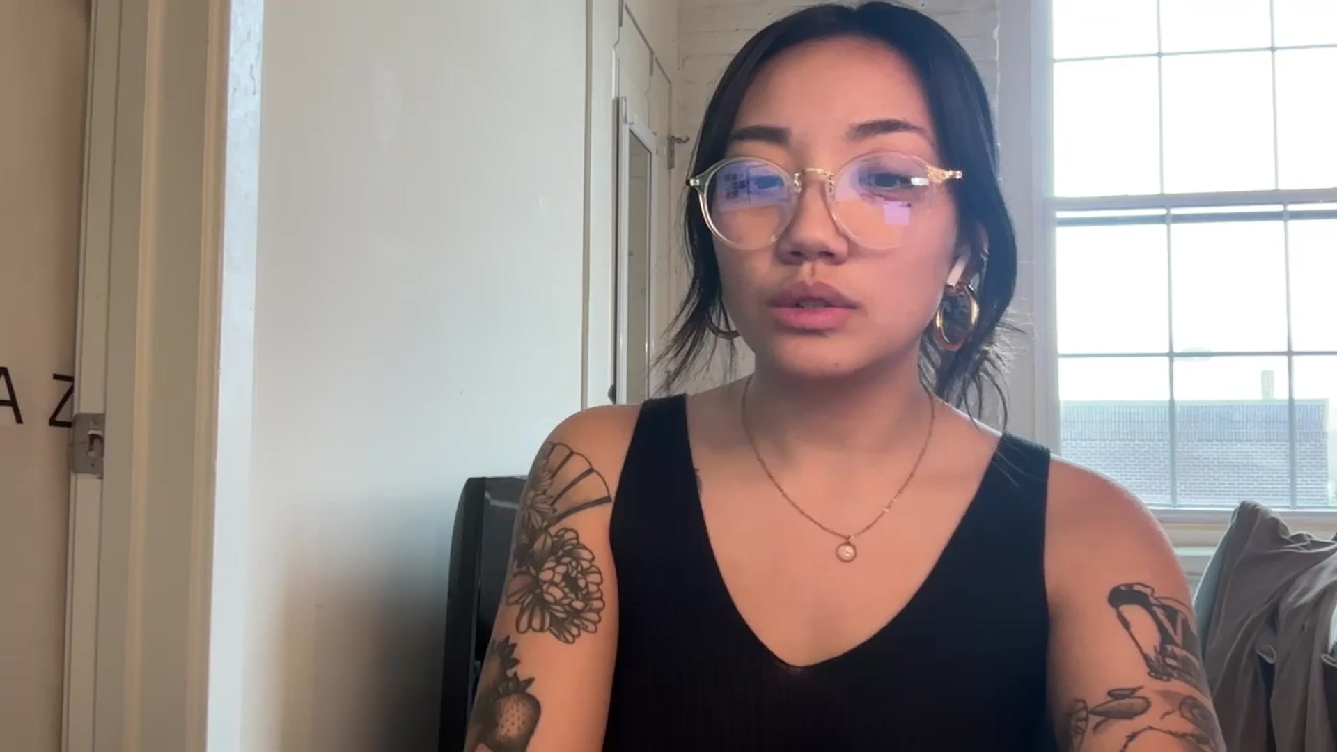 Gallery image thumbnail from luna_tsukiko's myfreecams stream on, 04/03/2024, 16:47 image 1 of 20