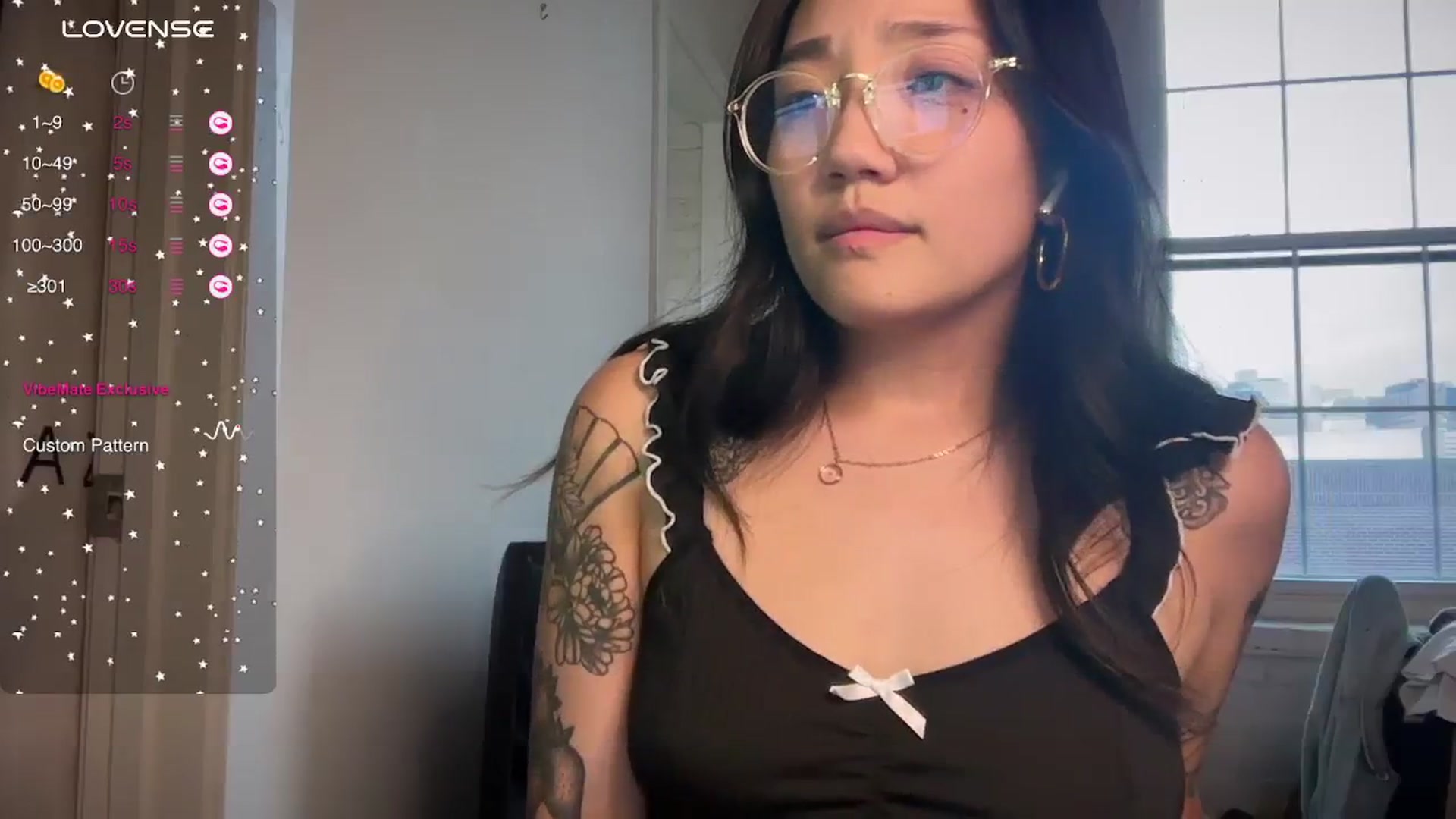 Gallery image thumbnail from luna_tsukiko's myfreecams stream on, 04/03/2024, 22:25 image 18 of 20