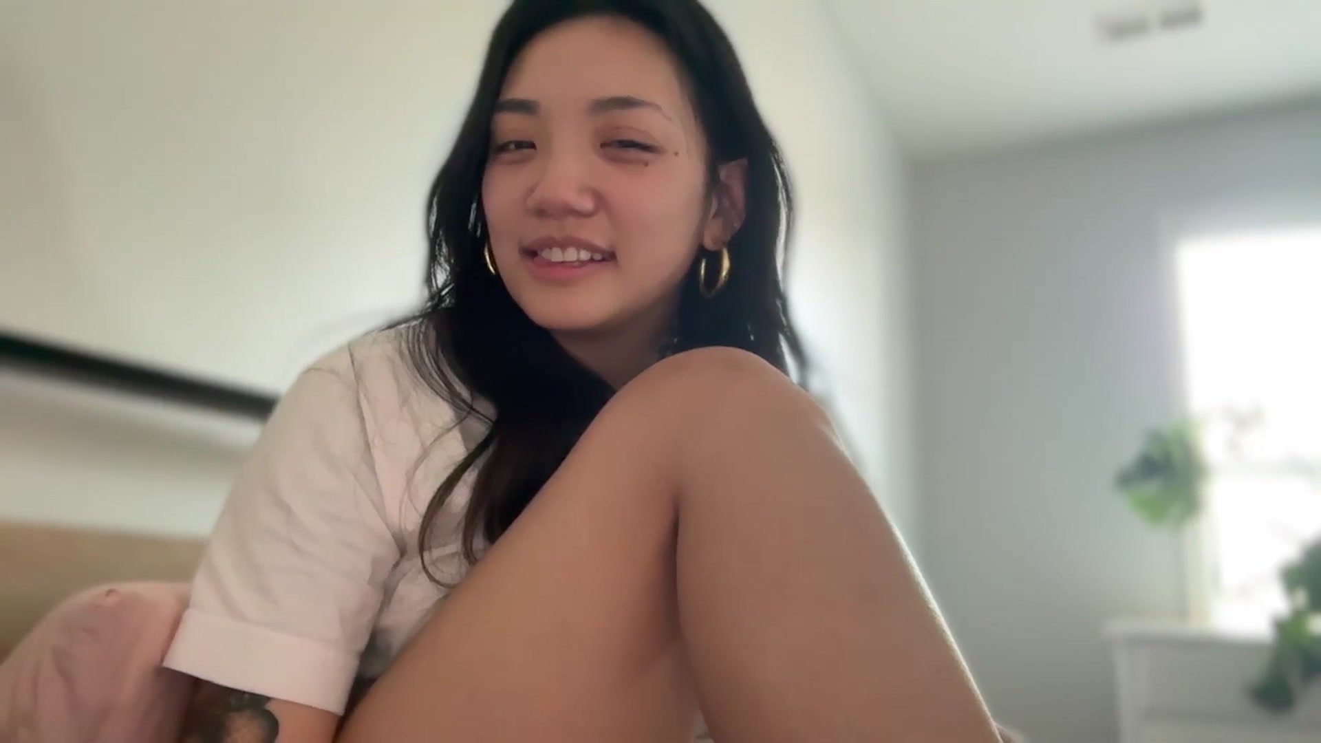 Gallery image thumbnail from luna_tsukiko's myfreecams stream on, 04/07/2024, 23:18 image 2 of 20