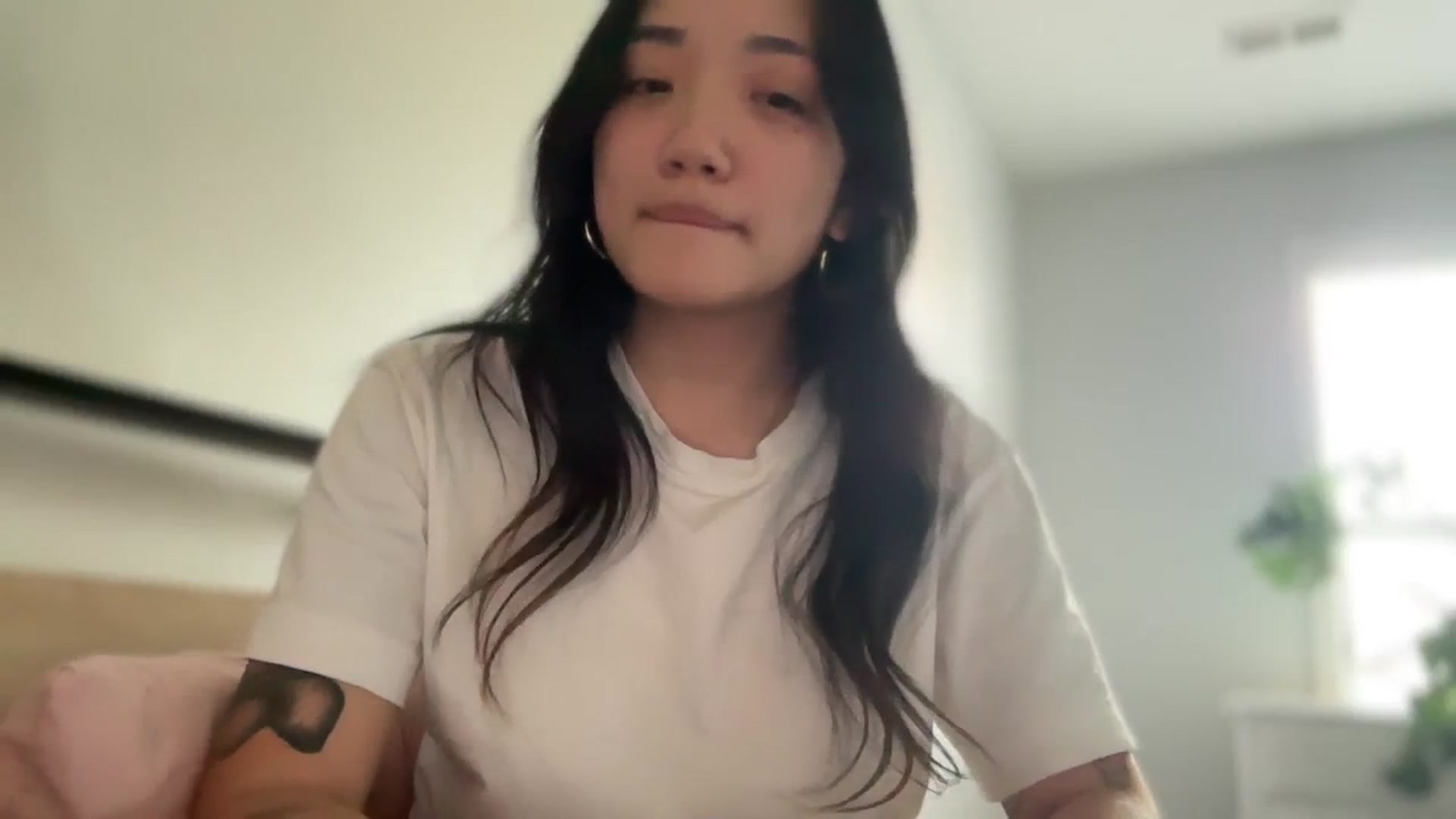 Gallery image thumbnail from luna_tsukiko's myfreecams stream on, 04/07/2024, 23:18 image 14 of 20