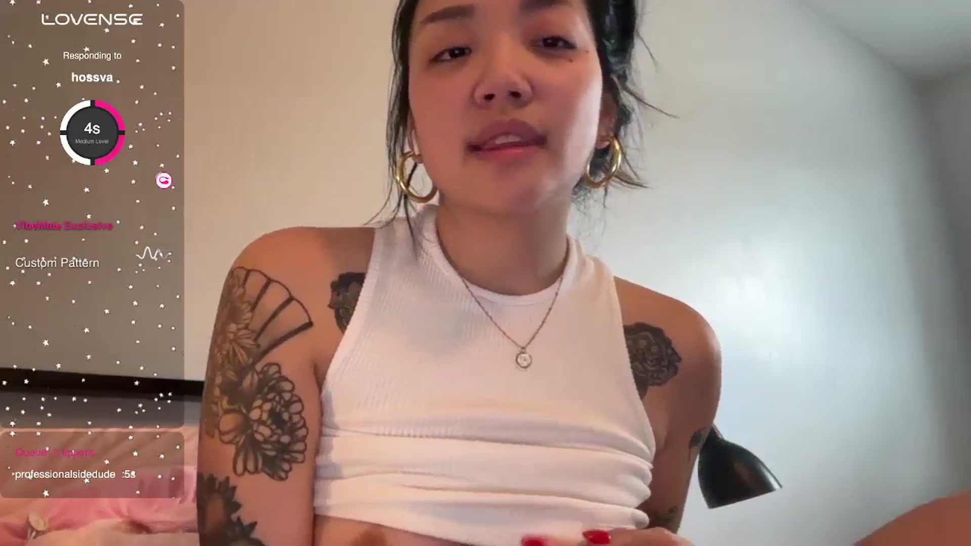 Gallery image thumbnail from luna_tsukiko's myfreecams stream on, 04/10/2024, 14:12 image 19 of 20