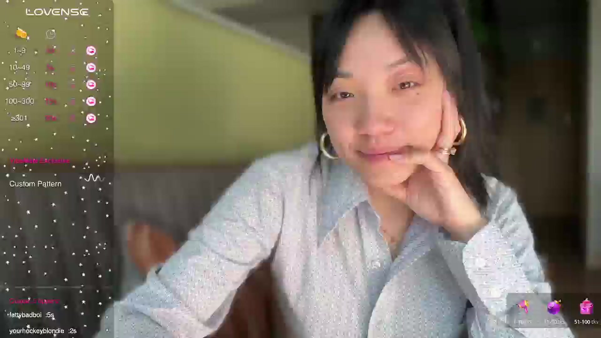 Gallery image thumbnail from luna_tsukiko's myfreecams stream on, 04/23/2024, 16:37 image 15 of 20