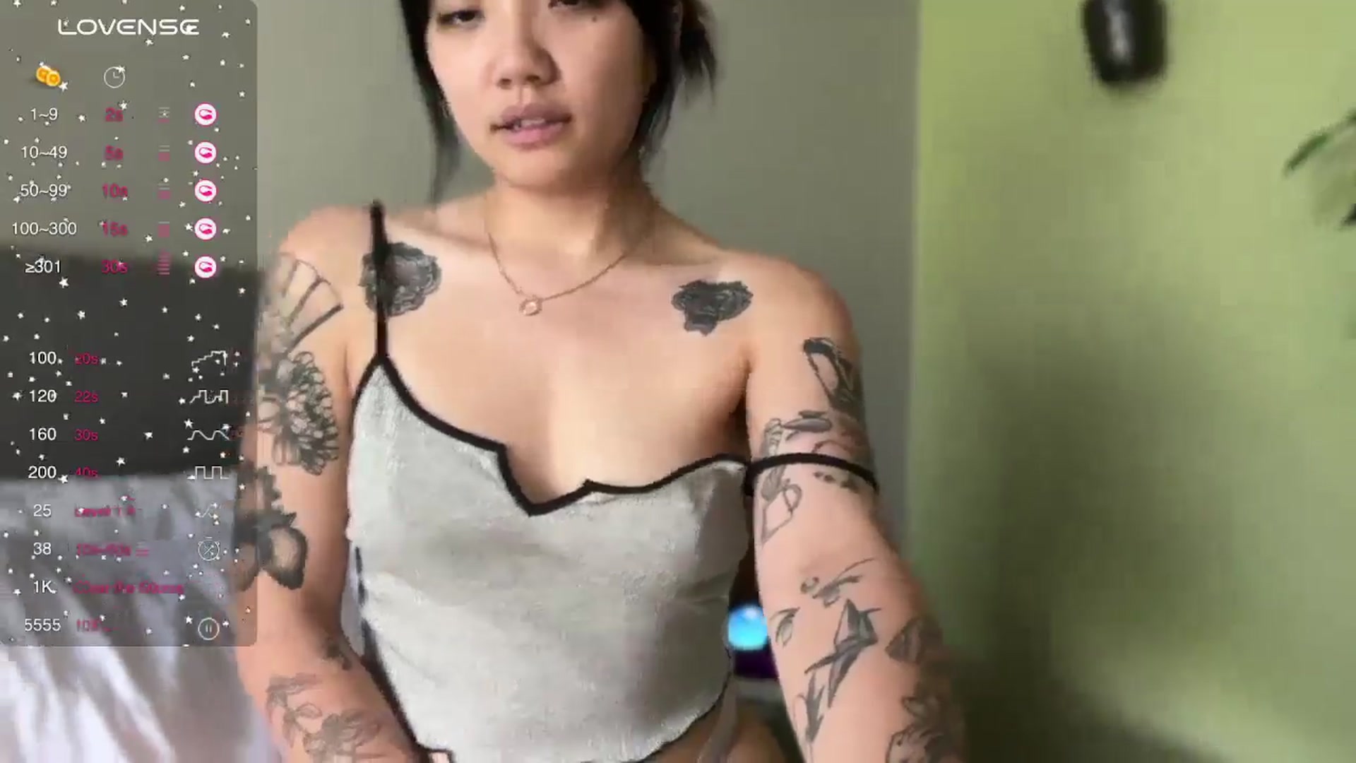 Gallery image thumbnail from luna_tsukiko's myfreecams stream on, 05/02/2024, 18:42 image 15 of 20