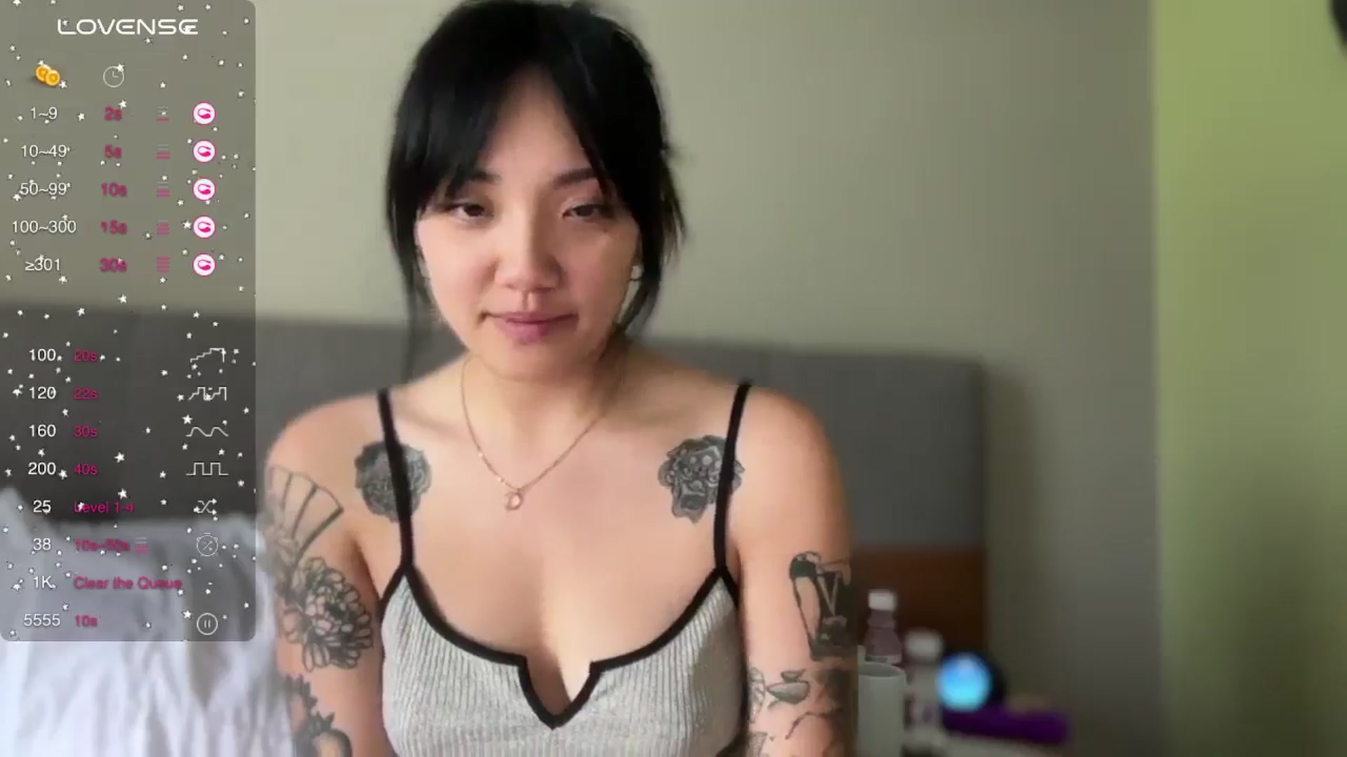 Gallery image thumbnail from luna_tsukiko's myfreecams stream on, 05/02/2024, 18:42 image 12 of 20