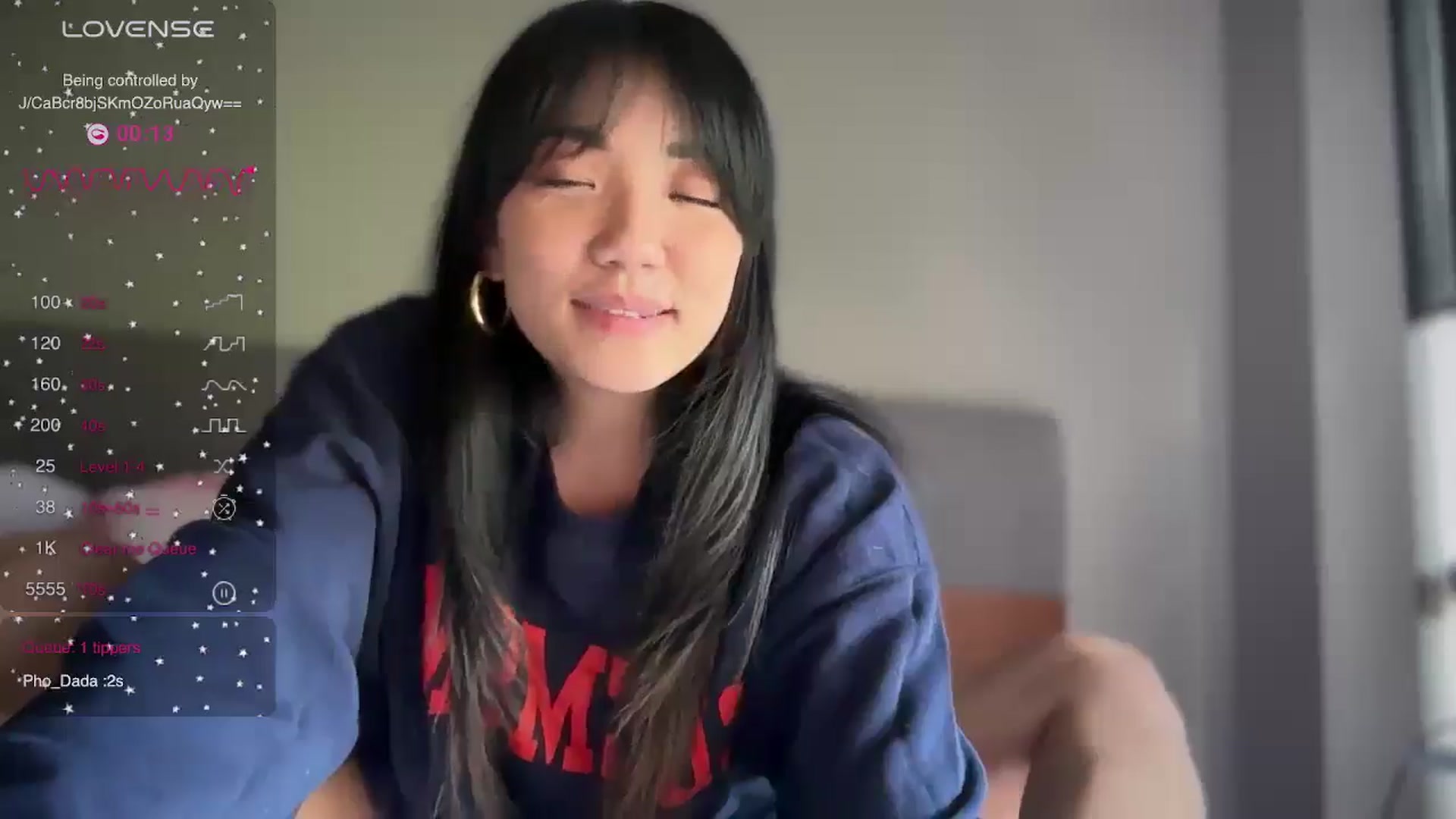 Gallery image thumbnail from luna_tsukiko's myfreecams stream on, 05/18/2024, 18:37 image 5 of 20