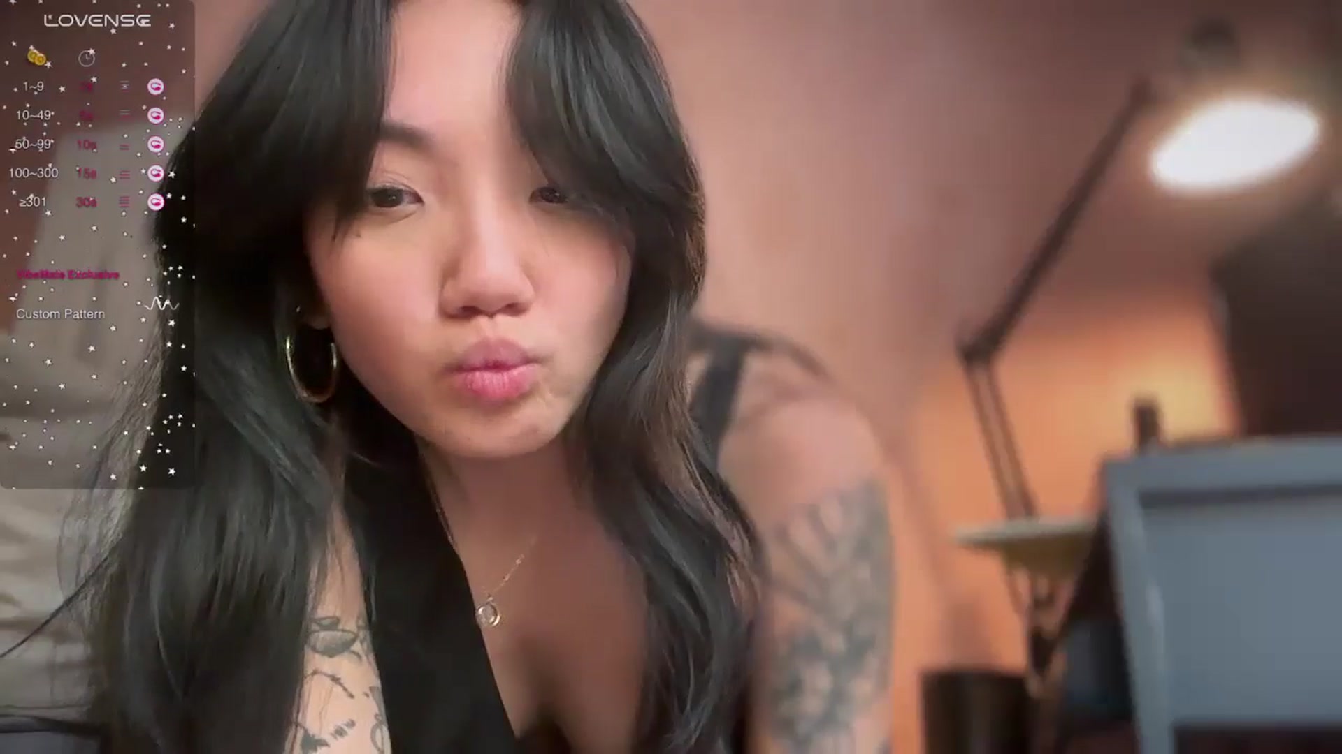 Gallery image thumbnail from luna_tsukiko's myfreecams stream on, 08/07/2024, 18:15 image 20 of 20