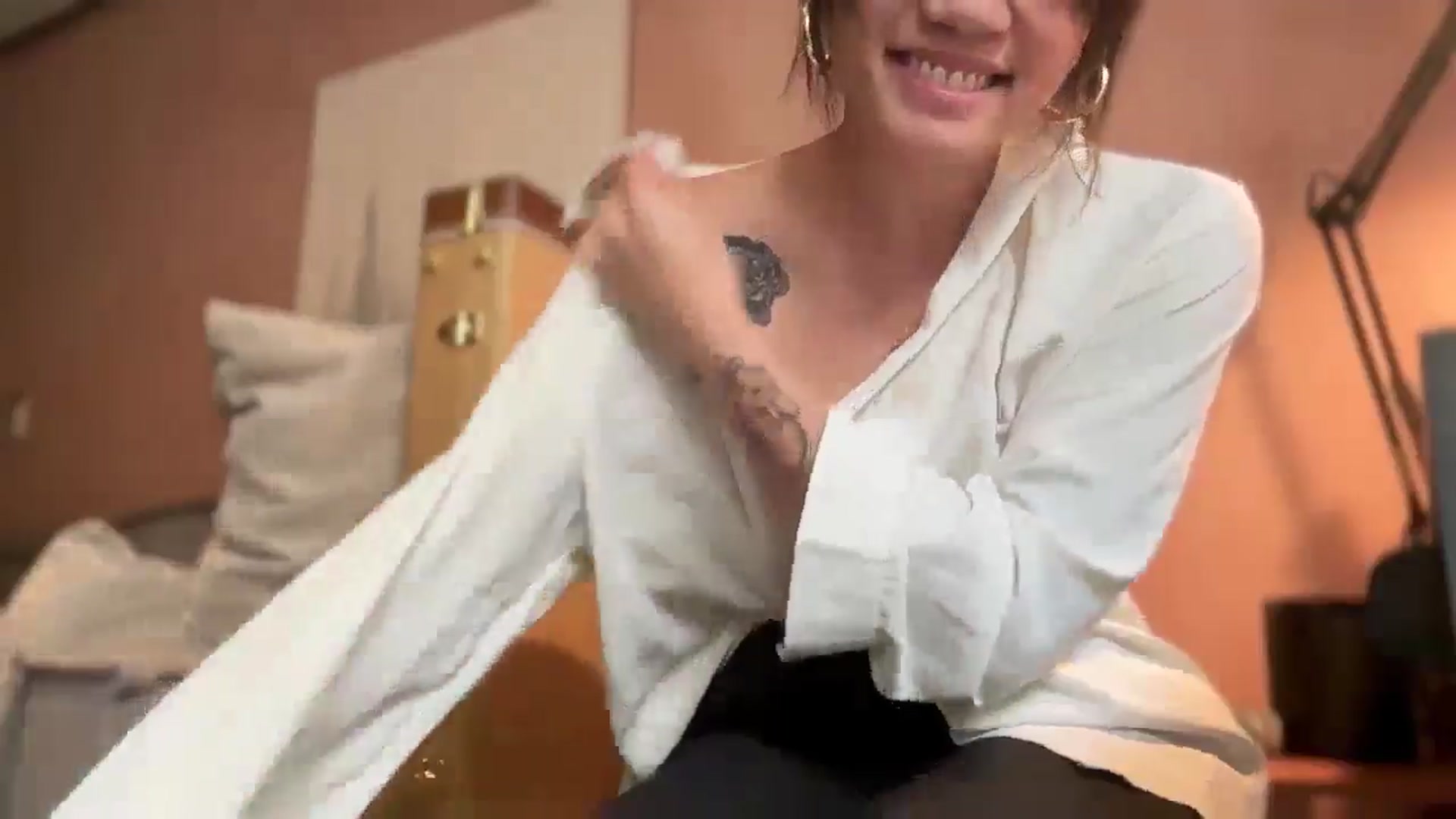 Gallery image thumbnail from luna_tsukiko's myfreecams stream on, 08/08/2024, 17:35 image 20 of 20