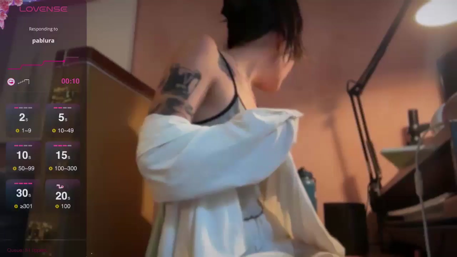 Gallery image thumbnail from luna_tsukiko's myfreecams stream on, 08/30/2024, 17:57 image 11 of 20