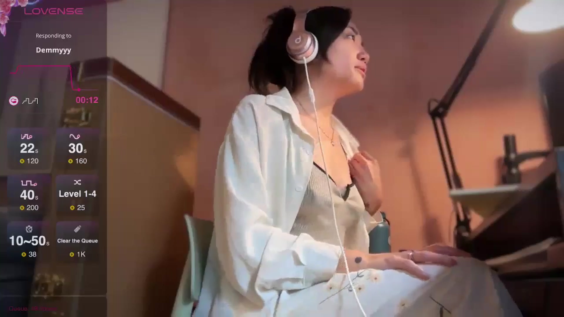 Gallery image thumbnail from luna_tsukiko's myfreecams stream on, 08/30/2024, 17:57 image 13 of 20