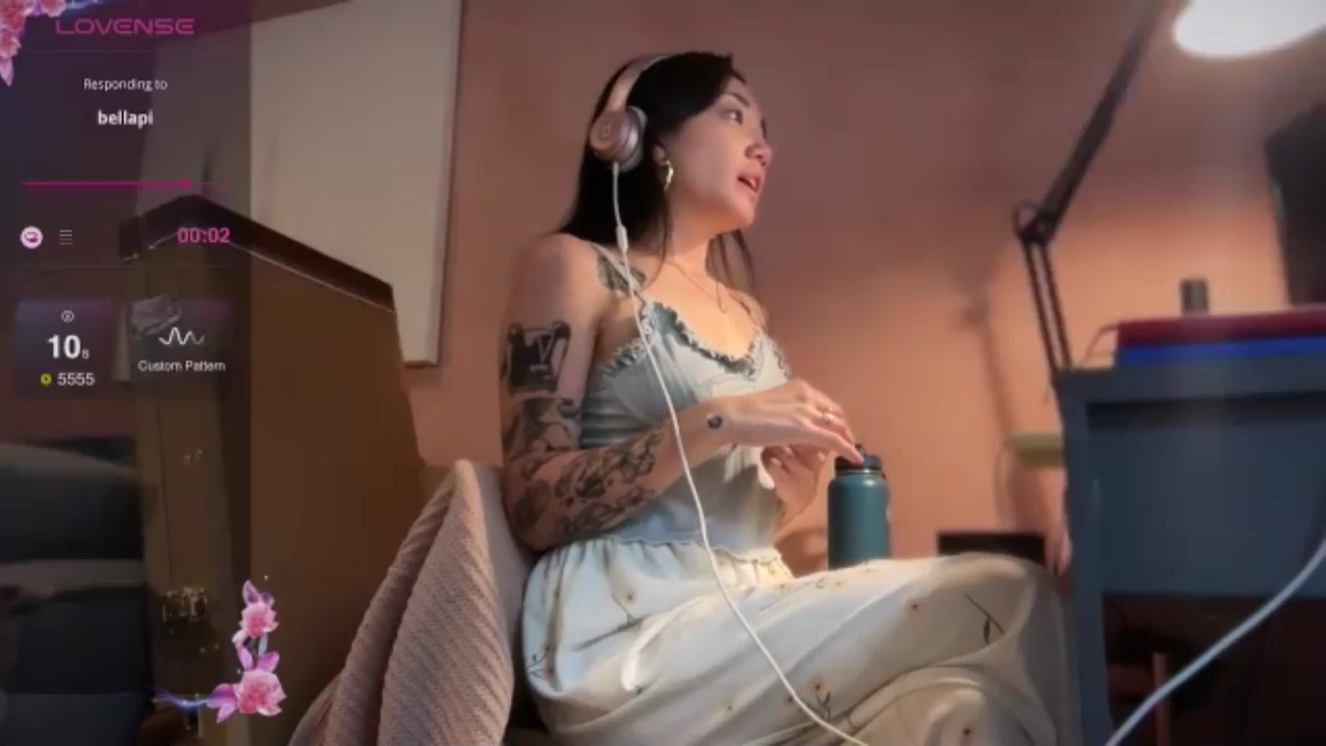 Gallery image thumbnail from luna_tsukiko's myfreecams stream on, 09/11/2024, 15:53 image 14 of 20
