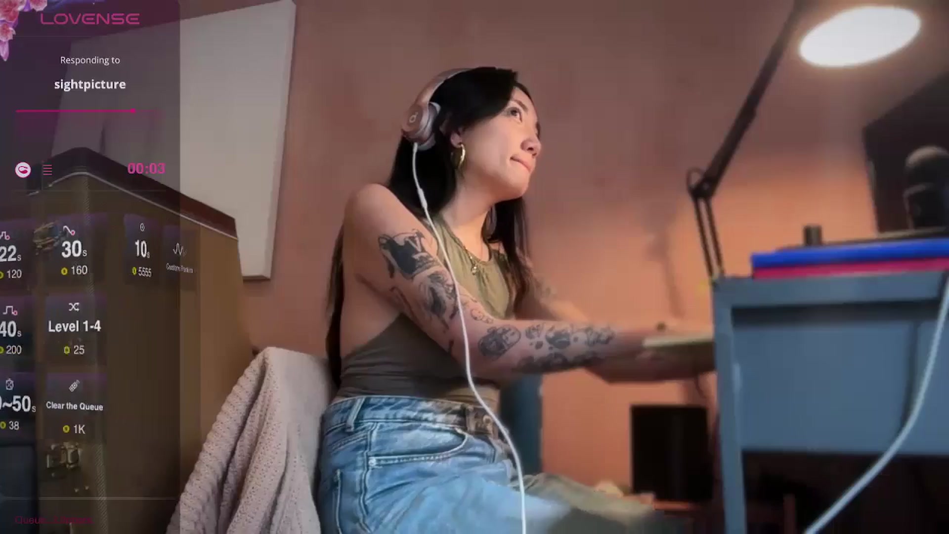 Gallery image thumbnail from luna_tsukiko's myfreecams stream on, 09/12/2024, 18:59 image 16 of 20