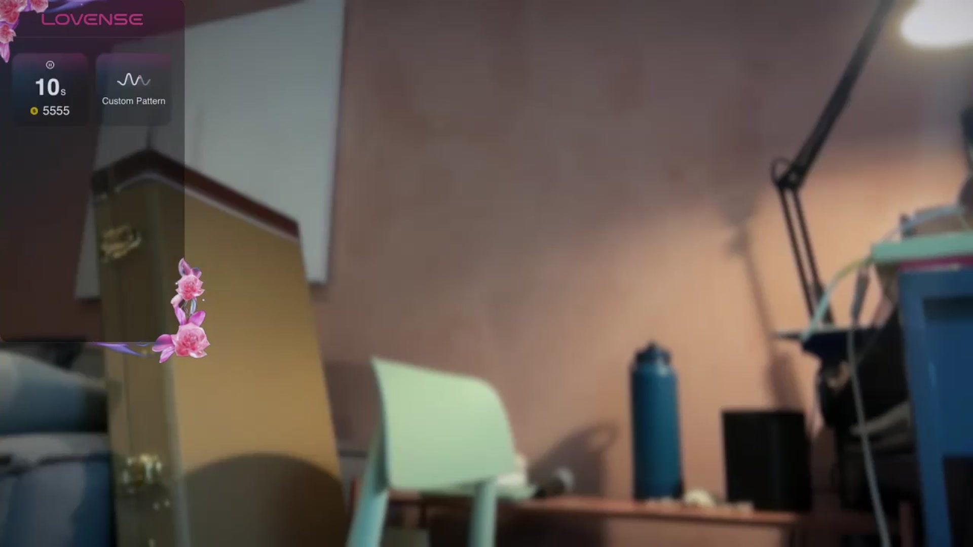 Gallery image thumbnail from luna_tsukiko's myfreecams stream on, 09/13/2024, 18:24 image 3 of 20