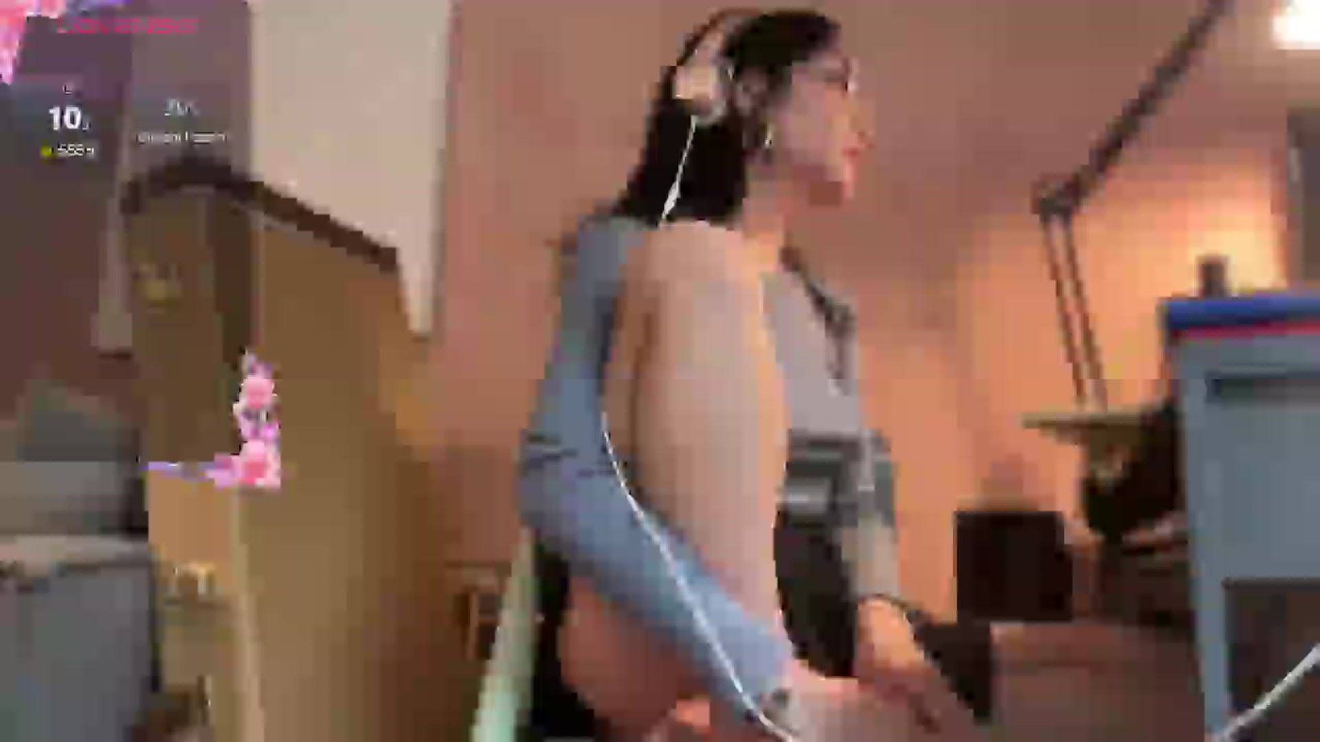 Gallery image thumbnail from luna_tsukiko's myfreecams stream on, 09/17/2024, 06:06 image 19 of 20