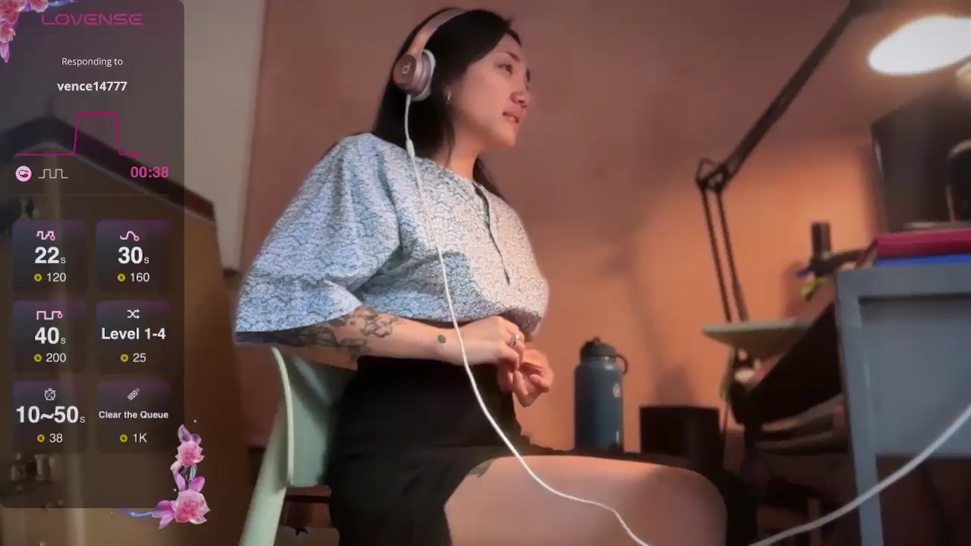 Gallery image thumbnail from luna_tsukiko's myfreecams stream on, 09/18/2024, 20:04 image 8 of 20
