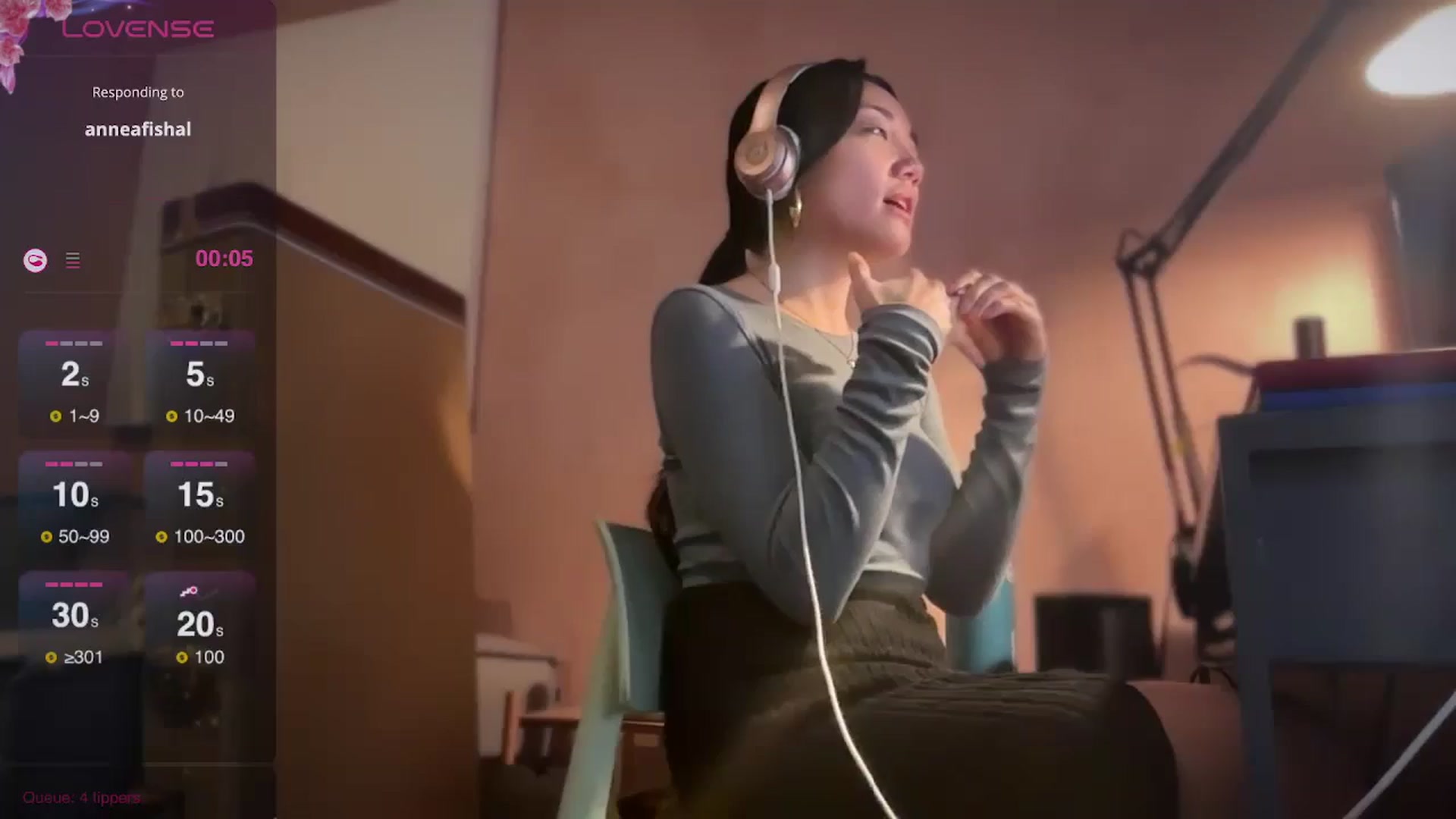 Gallery image thumbnail from luna_tsukiko's myfreecams stream on, 09/26/2024, 13:58 image 1 of 20