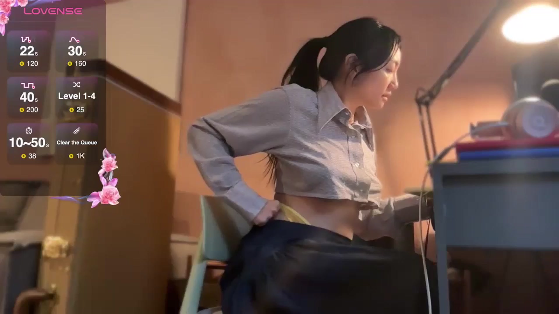 Gallery image thumbnail from luna_tsukiko's myfreecams stream on, 10/04/2024, 14:08 image 5 of 20