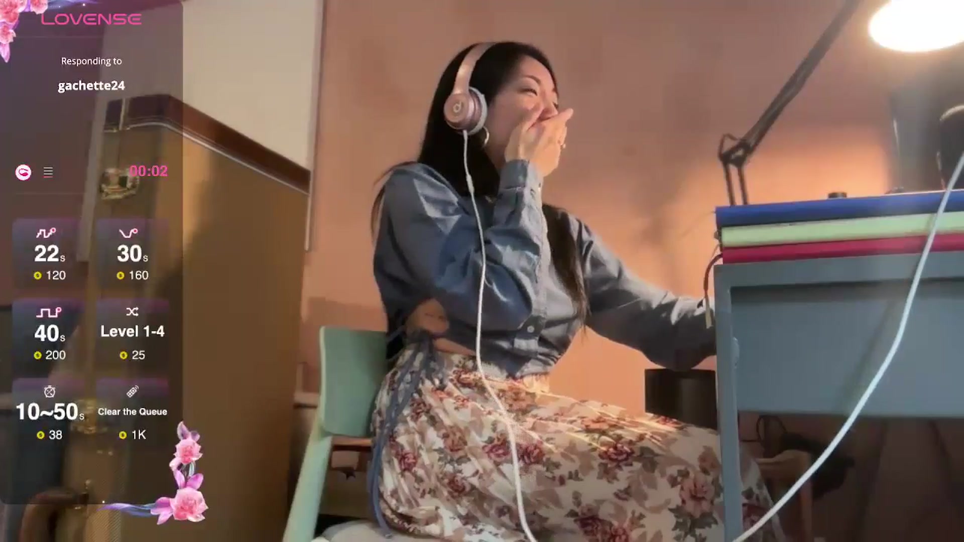 Gallery image thumbnail from luna_tsukiko's myfreecams stream on, 10/07/2024, 17:15 image 3 of 20