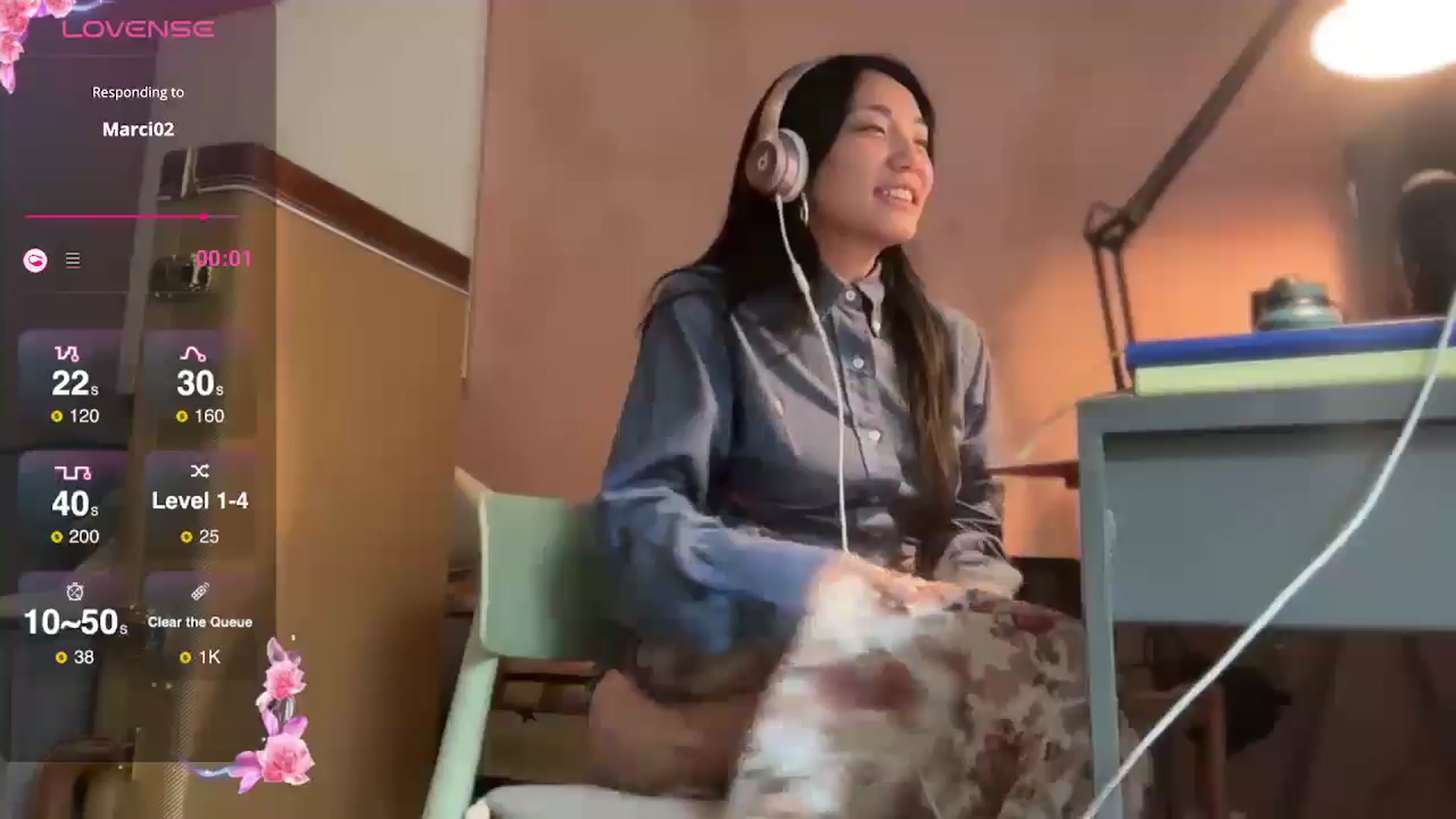 Gallery image thumbnail from luna_tsukiko's myfreecams stream on, 10/07/2024, 20:54 image 5 of 20
