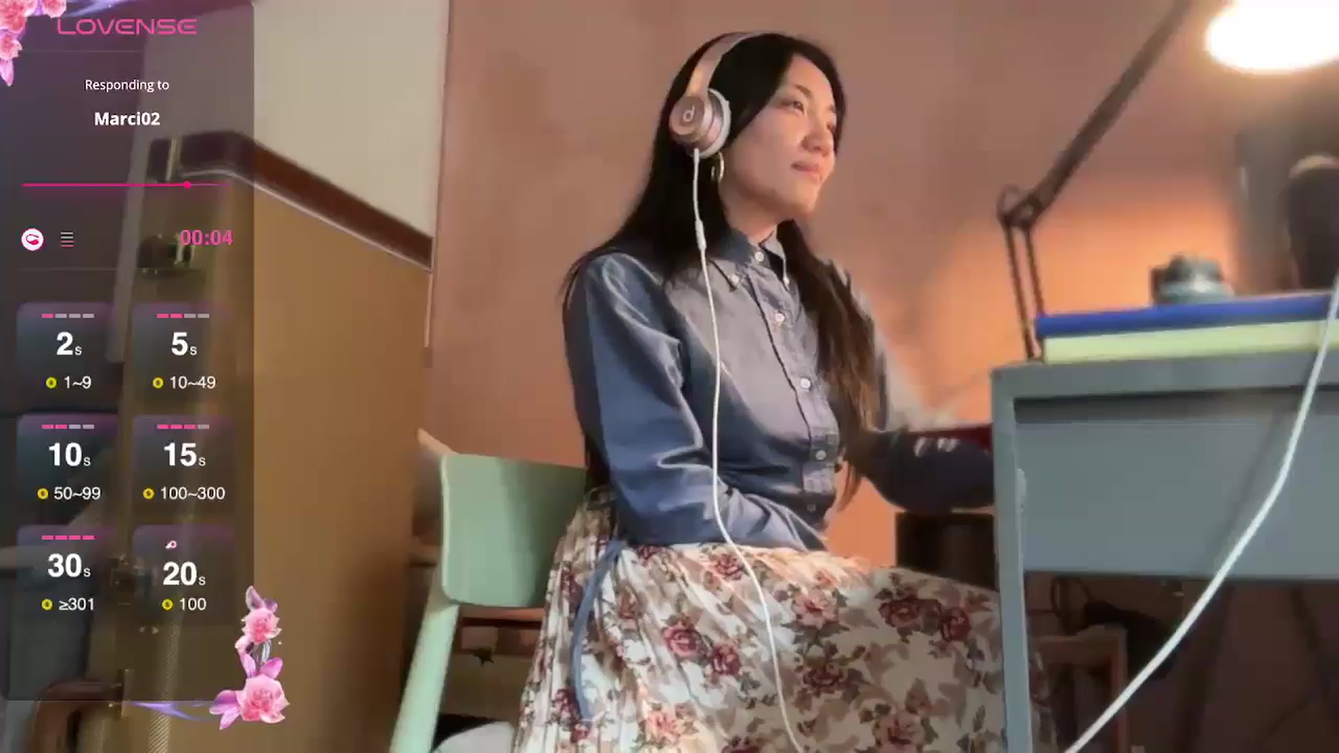 Gallery image thumbnail from luna_tsukiko's myfreecams stream on, 10/07/2024, 20:54 image 4 of 20