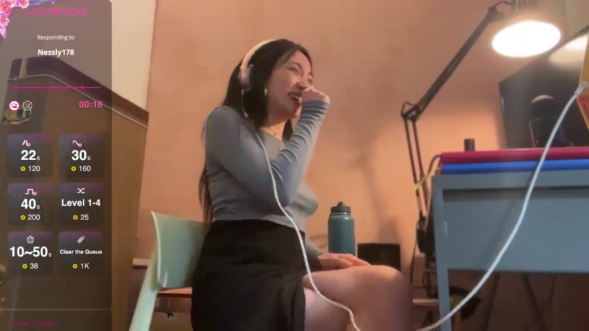 Gallery image thumbnail from luna_tsukiko's myfreecams stream on, 10/15/2024, 17:05 image 14 of 20