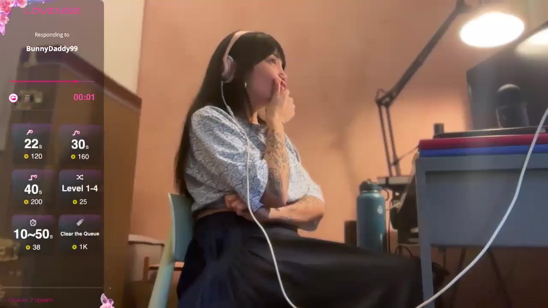 Gallery image thumbnail from luna_tsukiko's myfreecams stream on, 10/22/2024, 17:47 image 19 of 20