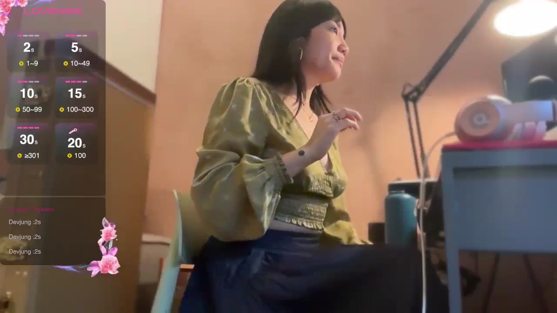Gallery image thumbnail from luna_tsukiko's myfreecams stream on, 10/23/2024, 17:27 image 20 of 20