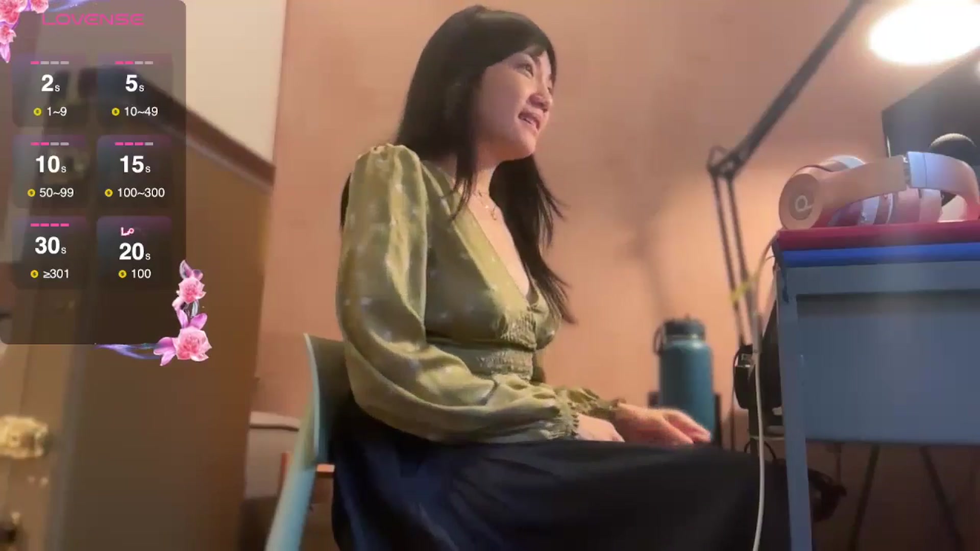 Gallery image thumbnail from luna_tsukiko's myfreecams stream on, 10/23/2024, 17:27 image 2 of 20