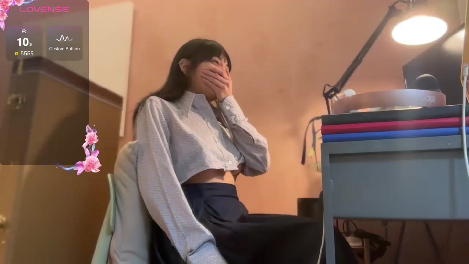 Gallery image thumbnail from luna_tsukiko's myfreecams stream on, 10/28/2024, 15:28 image 6 of 20
